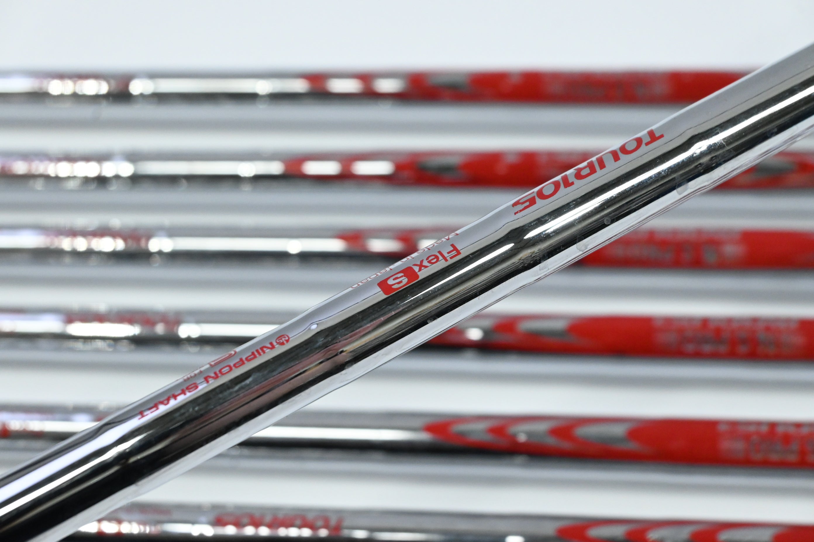 Cobra 2025 King Tec-X Irons / 5-PW+GW / Stiff Flex NS Pro Modus3 Tour 105 Shafts