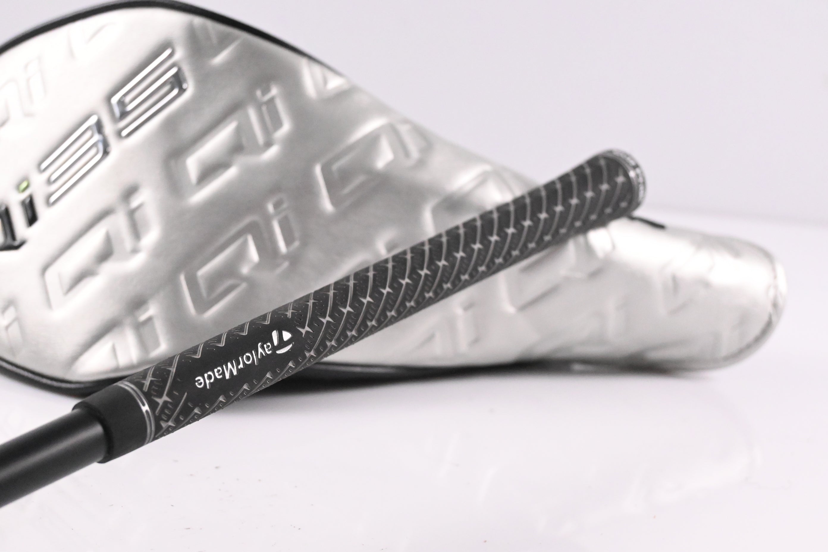 Taylormade Qi35 Max Lite Driver / 12 Degree / Regular Flex Fujikura Air Speeder
