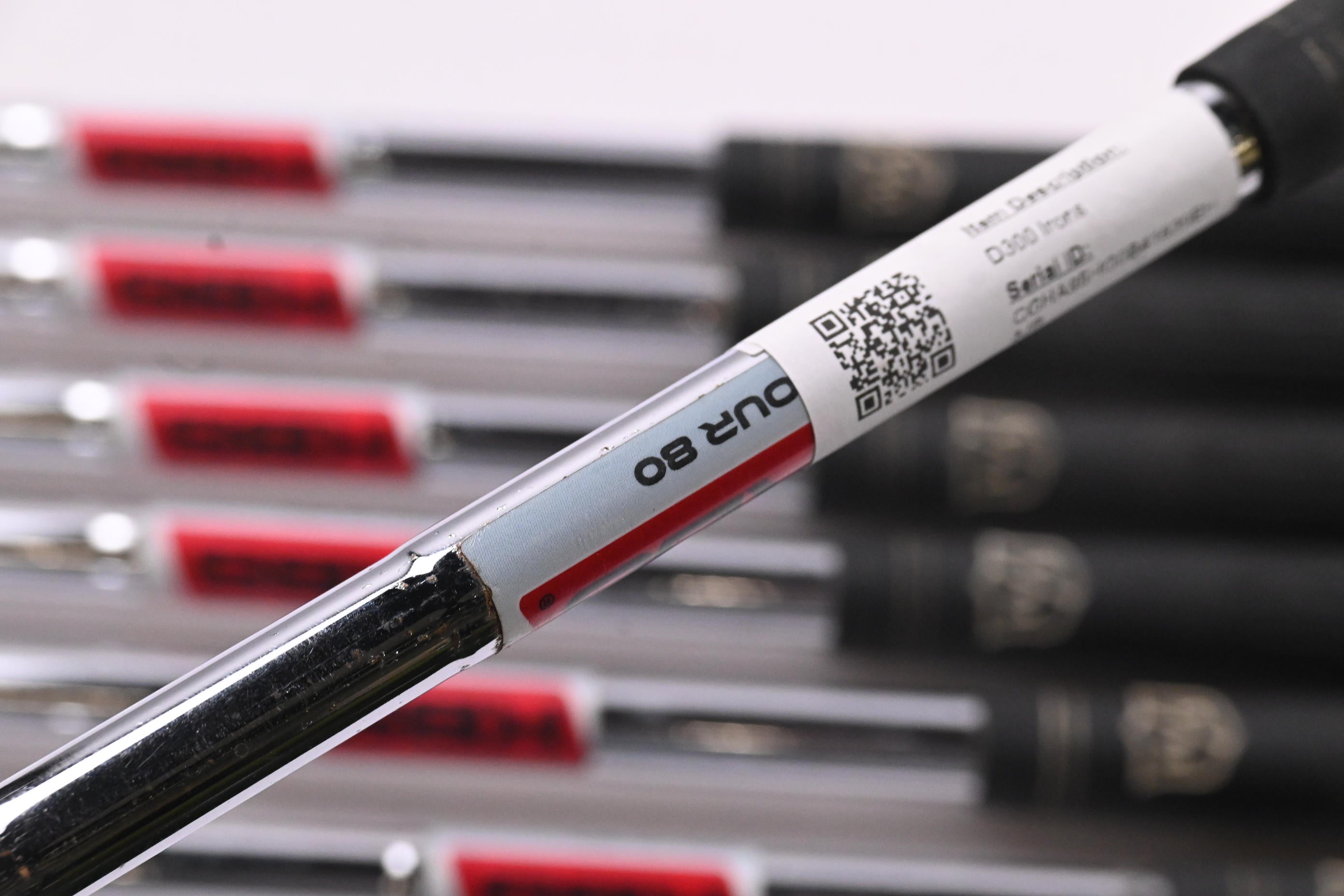 Wilson D300 Irons / 5-PW+GW / Regular Flex KBS Tour 80 Shafts