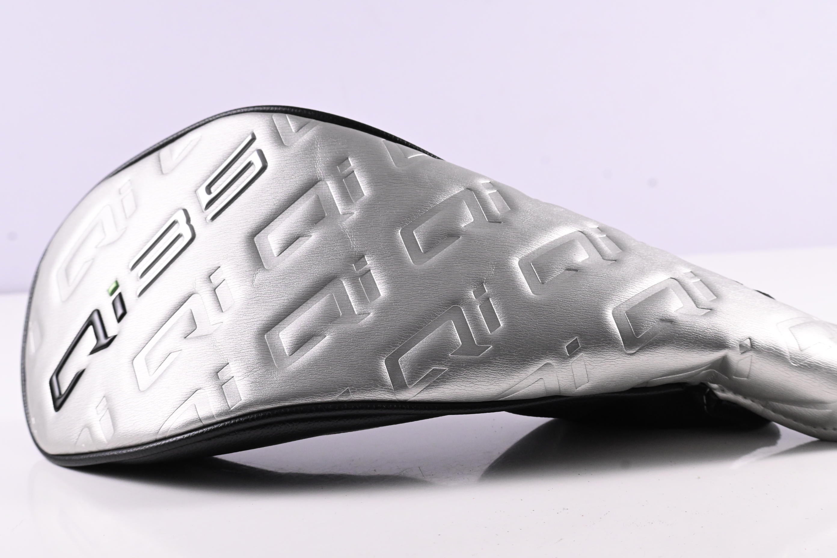 Taylormade Qi35 LS Driver / 9 Degree / Stiff Flex Kai'li White Dark Wave 60