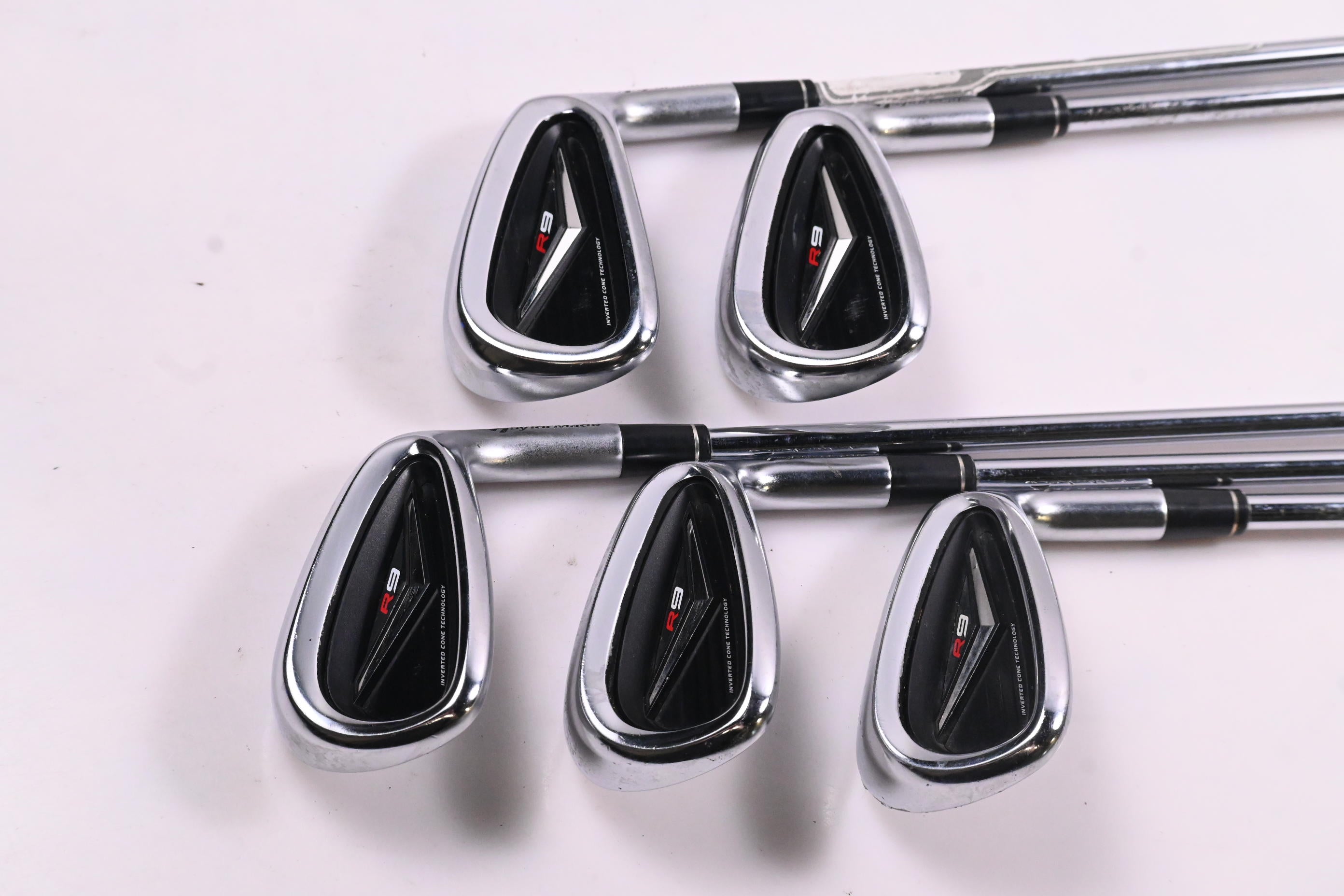 Taylormade R9 Irons / 7-PW+GW / Regular Flex KBS 90 Shafts