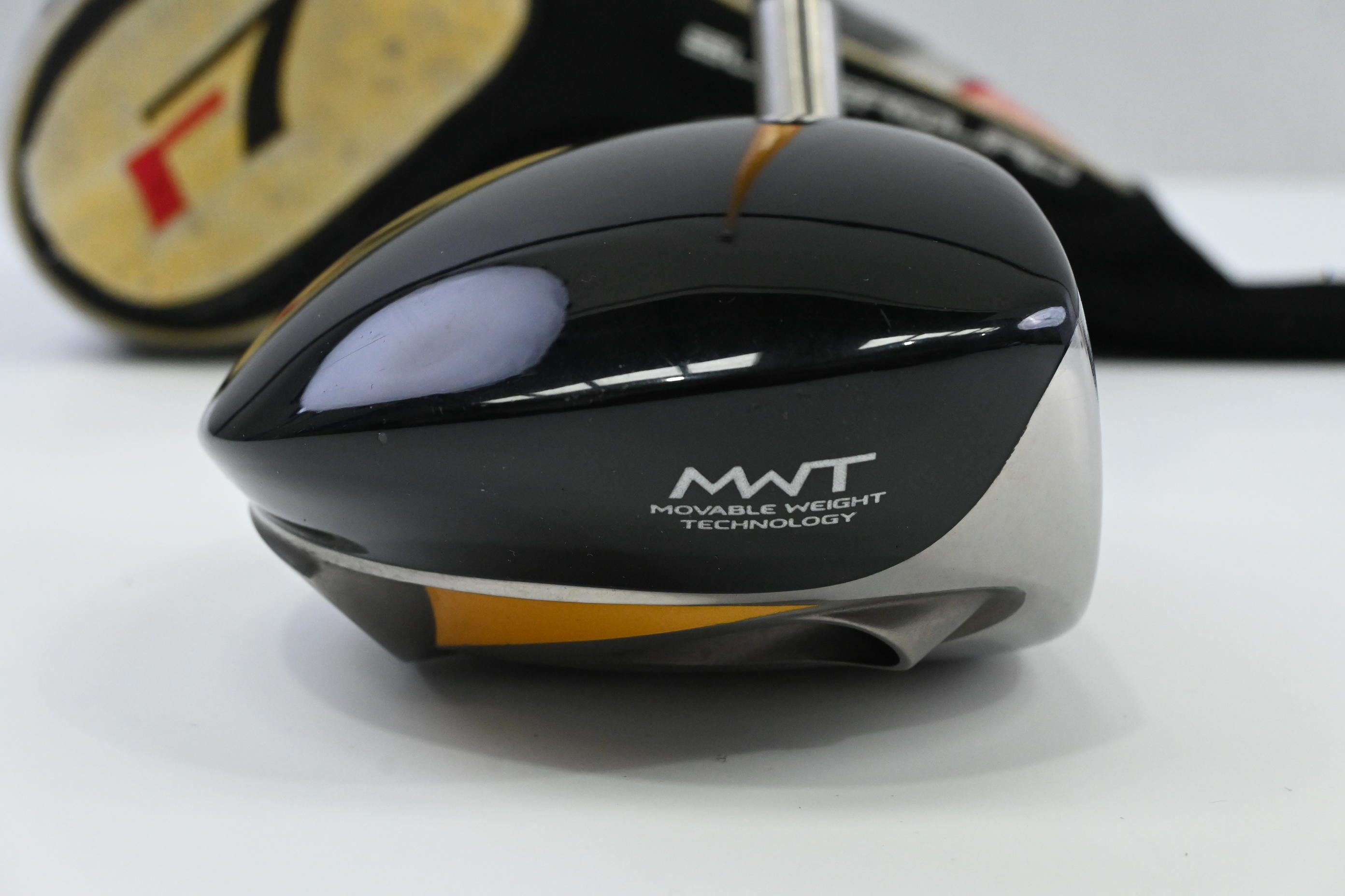 Taylormade R7 425 Driver / 9.5 Degree / Stiff Flex ProForce Gold 65 Shaft