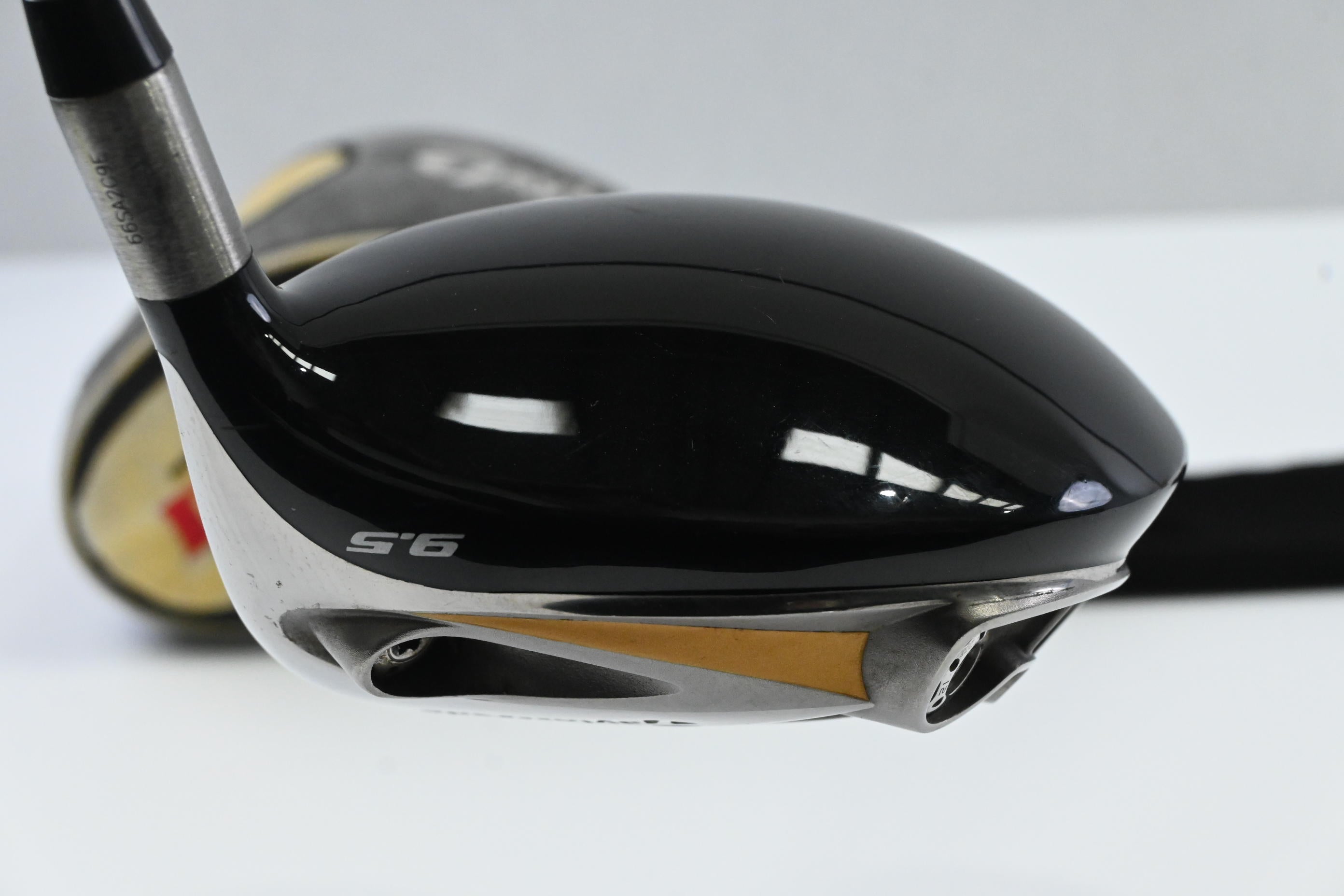 Taylormade R7 425 Driver / 9.5 Degree / Stiff Flex ProForce Gold 65 Shaft