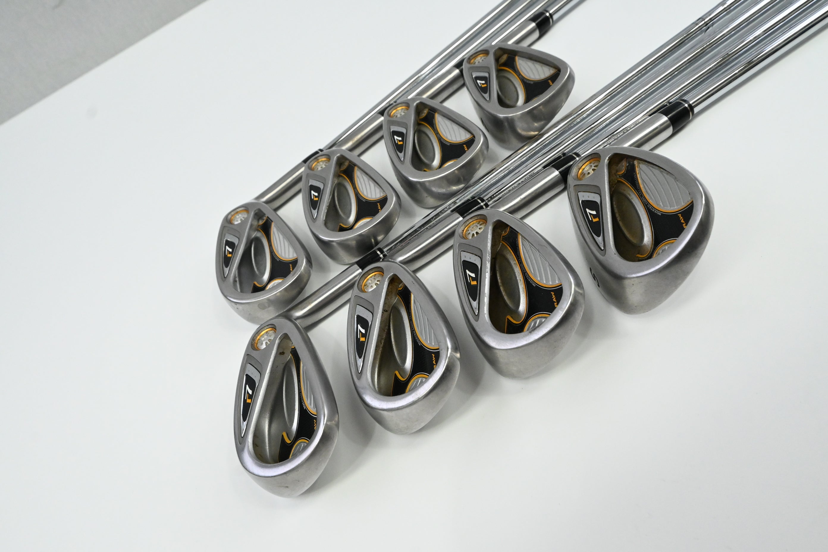 Taylormade R7 Draw Irons / 4-PW+SW / Regular Flex Taylormade T-Step 90 Shafts
