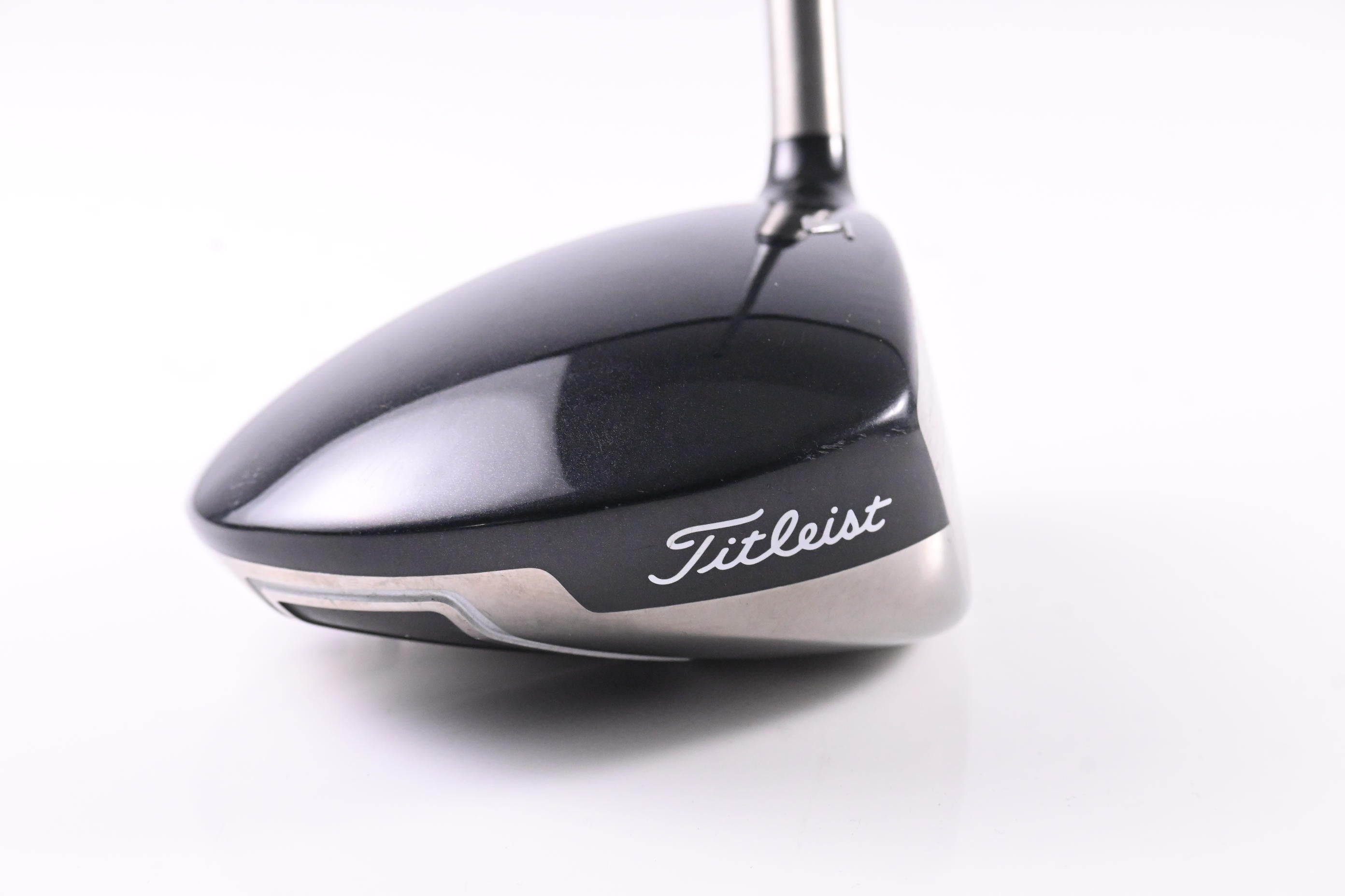 Titleist 909 D2 Driver / 9.5 Degree / Stiff Flex Diamana 73 Shaft