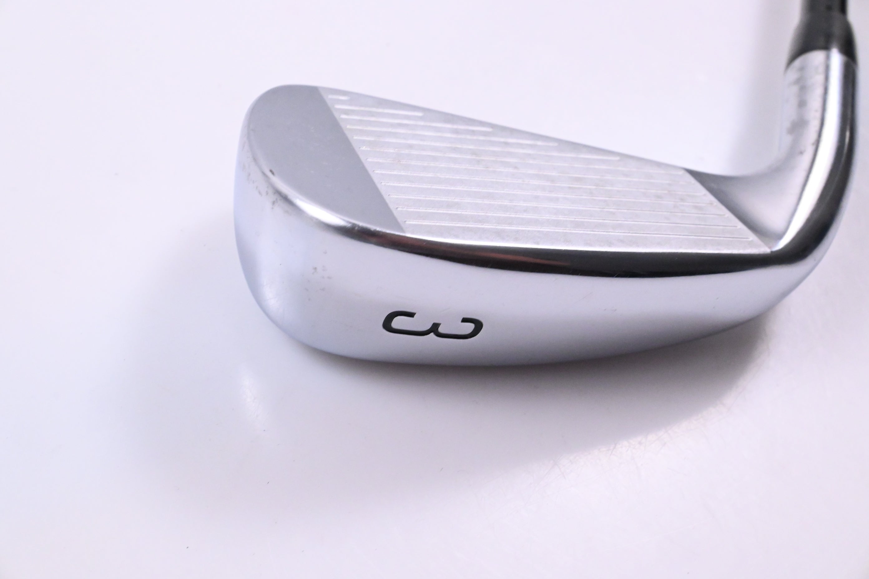 Titleist U505 #3 Iron / 20 Degree / Stiff Flex HZRDUS Smoke RDX Black 80 Shaft