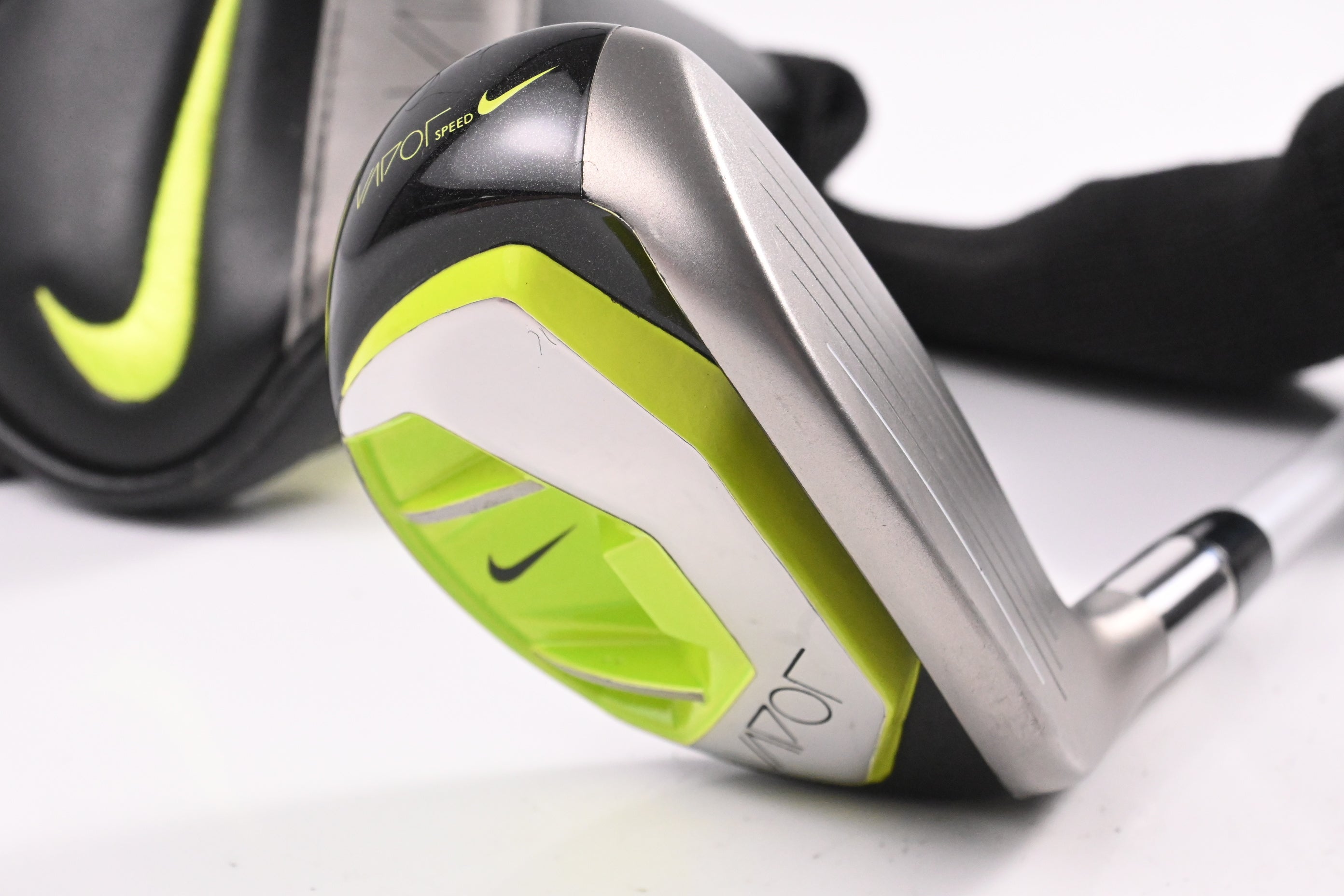 Nike Vapor #4 Hybrid / 23 Degree / Regular Flex Fubuki Z 70 Shaft