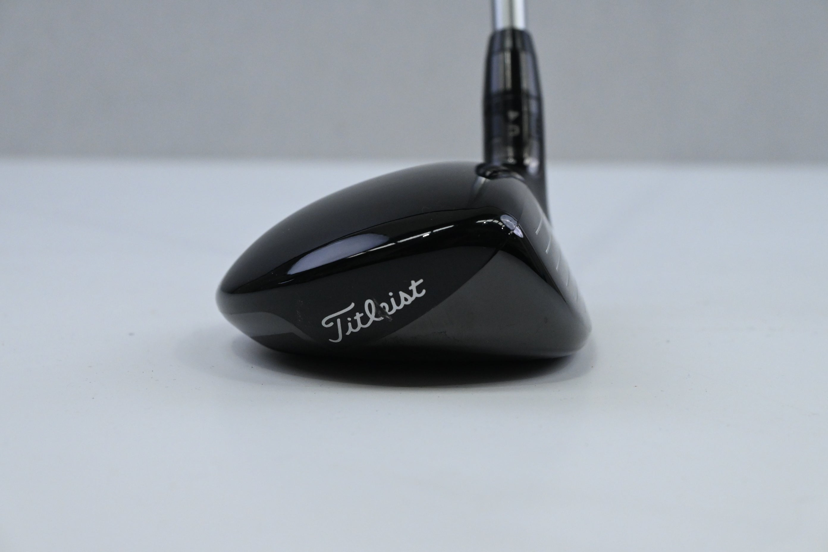 Titleist GT1 #5 Hybrid / 23 Degree / Regular Flex Fujikura Air Speeder 50 Shaft