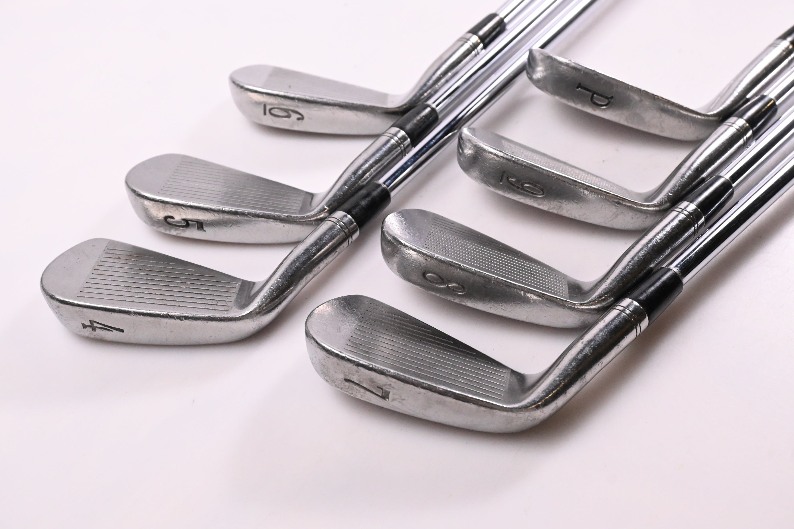 Titleist 755 Forged Irons / 4-PW / Stiff Flex Steel Shafts