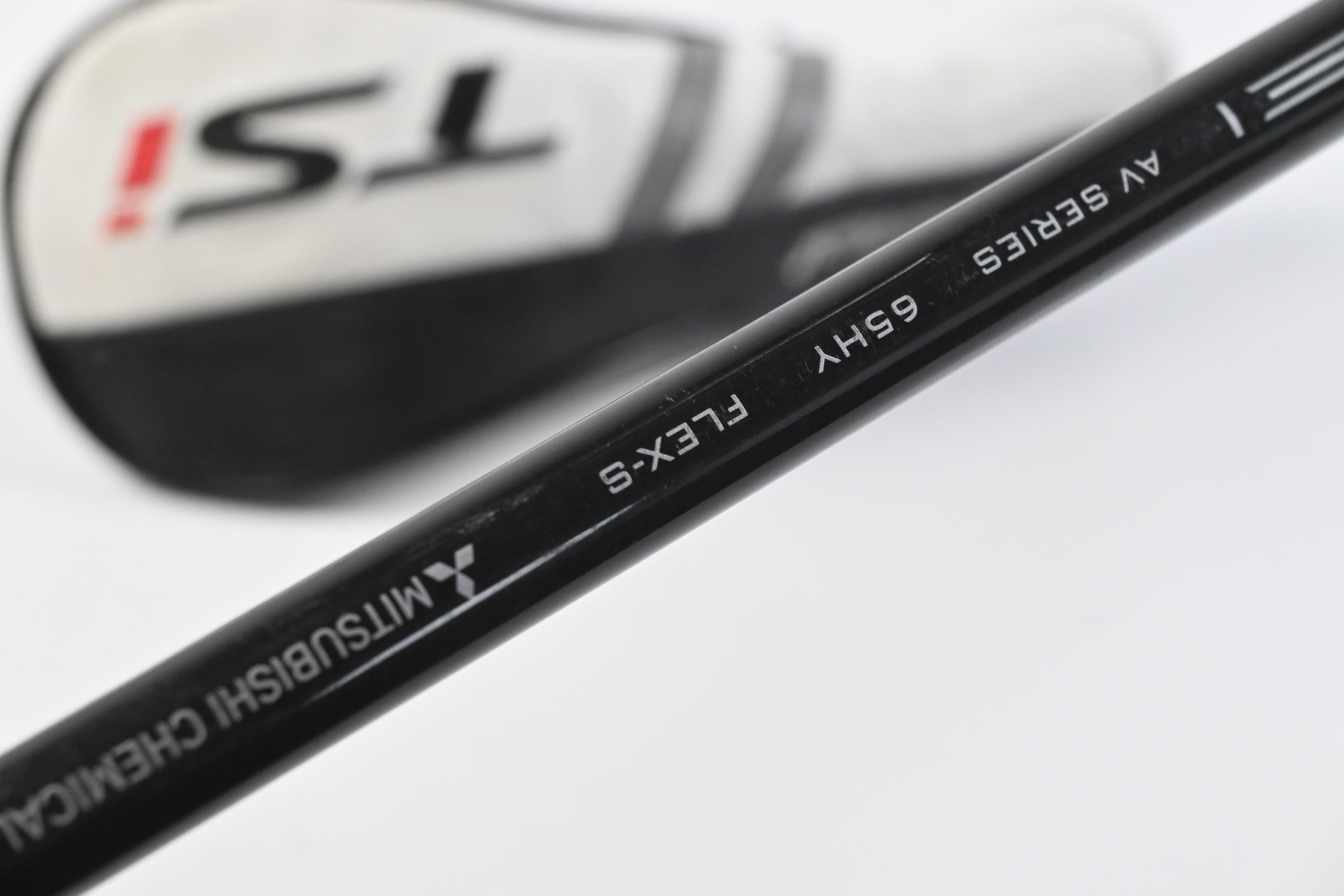 Titleist TSi2 #3 Hybrid / 18 Degree / Stiff Flex Tensei AV Blue 65 Shaft