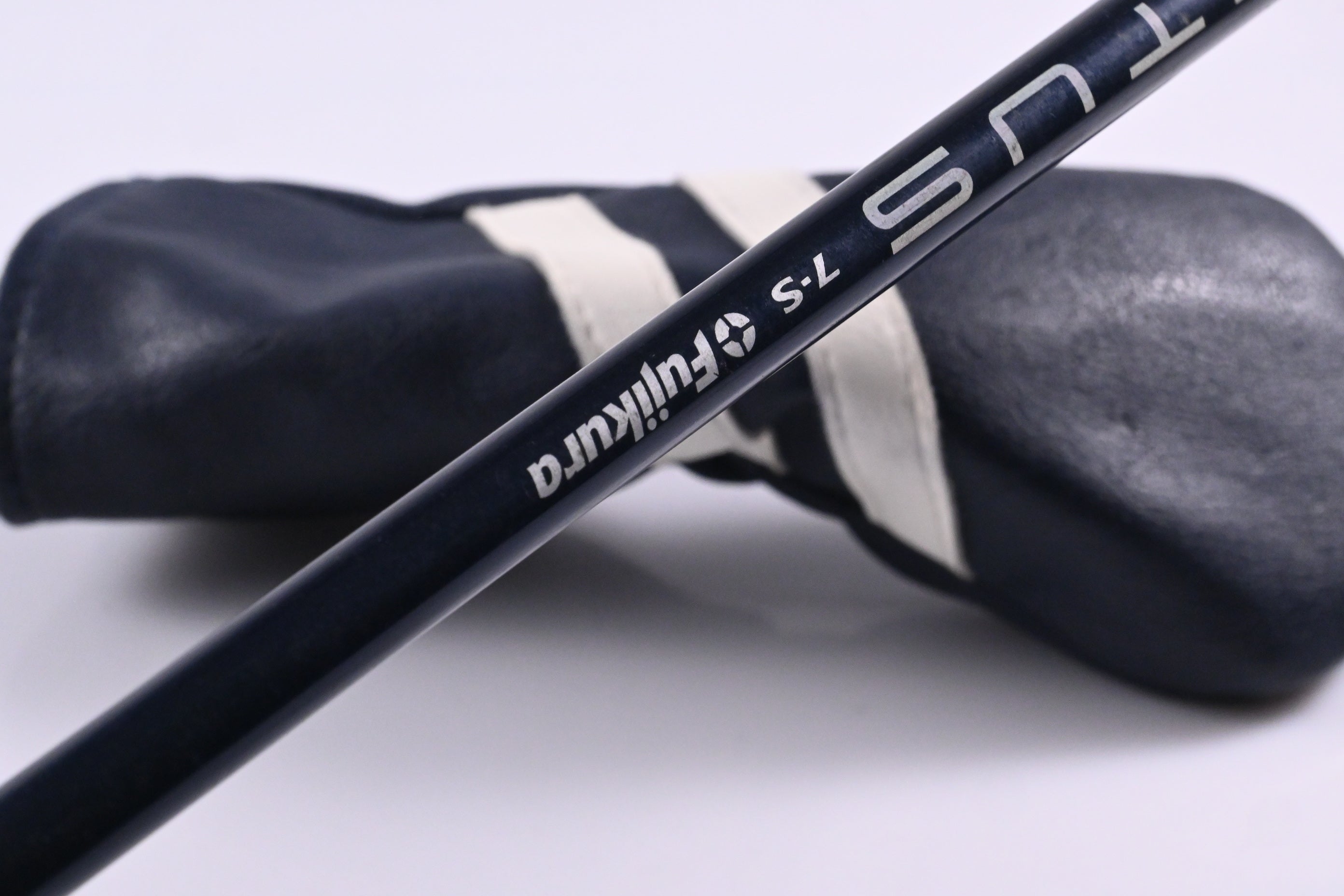 Taylormade SIM2 Max #4 Hybrid / 22 Degree / Stiff Flex Ventus Blue 7 Shaft