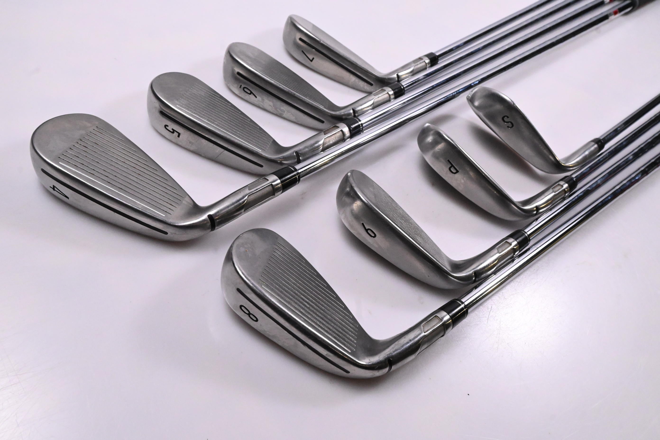 Taylormade Stealth Irons / 4-PW+SW / Regular Flex KBS MAX MT 85 Shafts