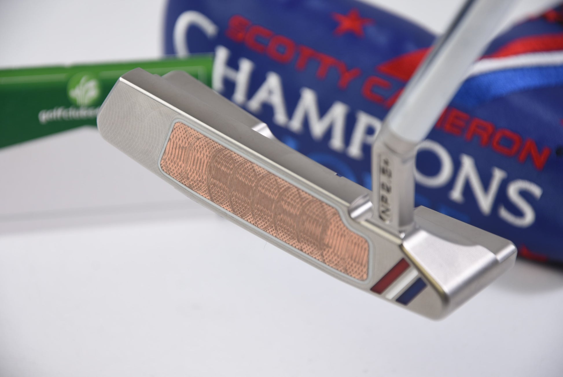Scotty Cameron 2023 Champions Choice Button Back Putter / 33 Inch