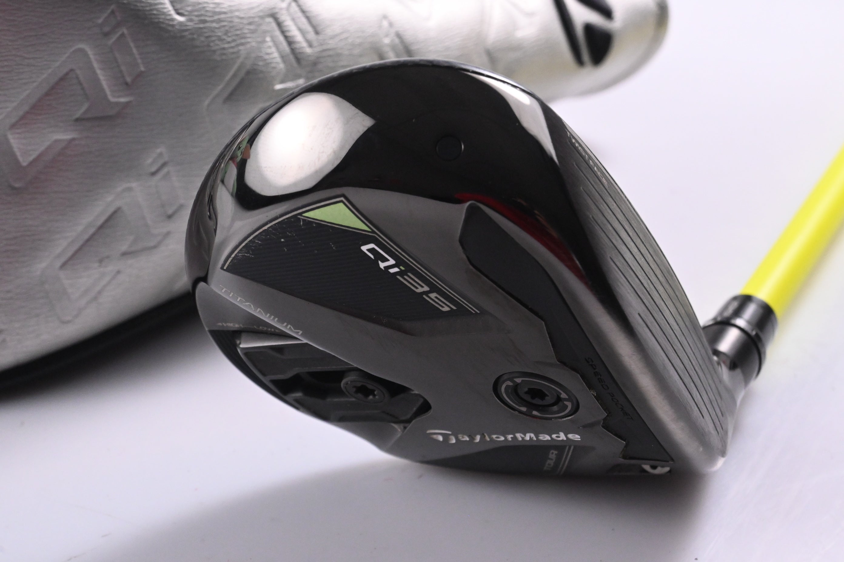 Taylormade Qi35 Tour #5 Wood / 18 Degree / Regular Flex Proforce V2 85 Shaft