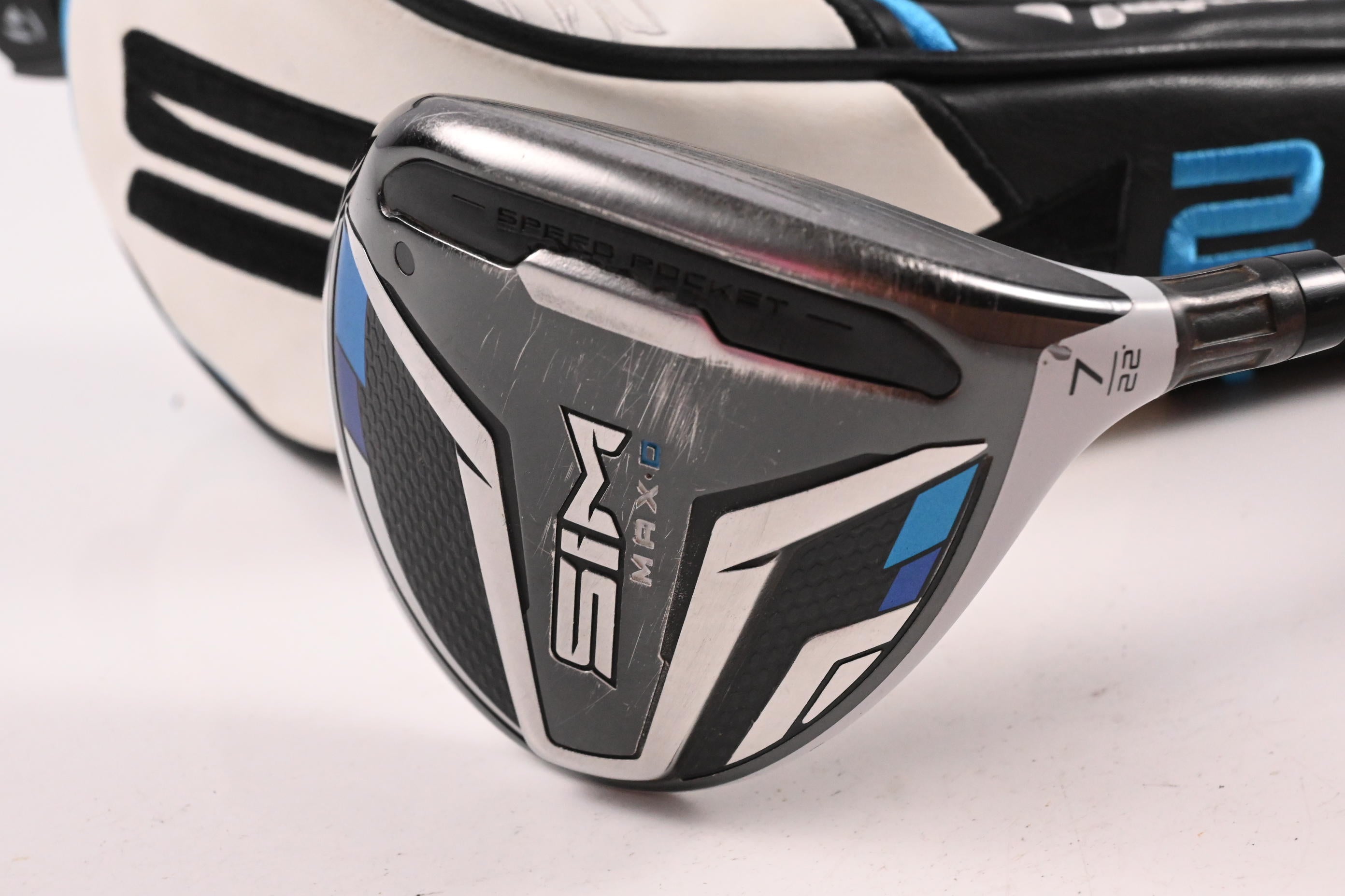 Taylormade SIM2 Max D #7 Wood / 22 Degree / Regular Flex UST Mamiya Helium 5