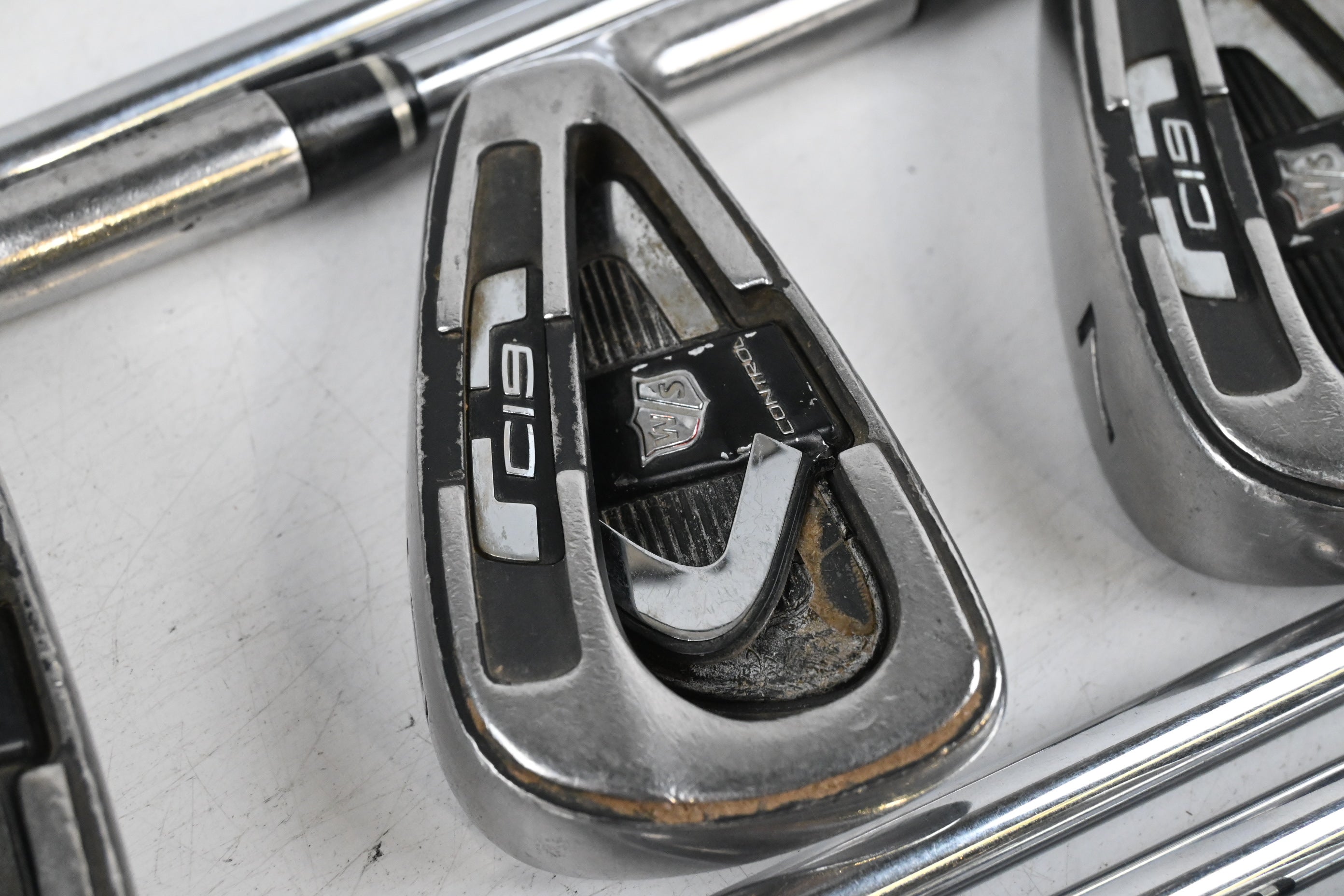 Wilson Ci9 Irons / 4-PW+SW / Regular Flex SS105 Shafts