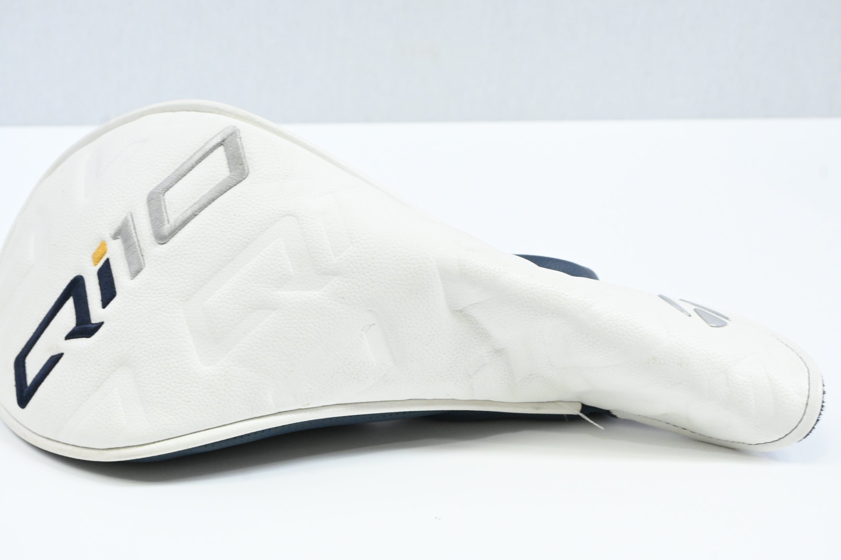 Taylormade Qi10 Driver / 9 Degree / Regular Flex UST Helium Nanocore 5 Shaft