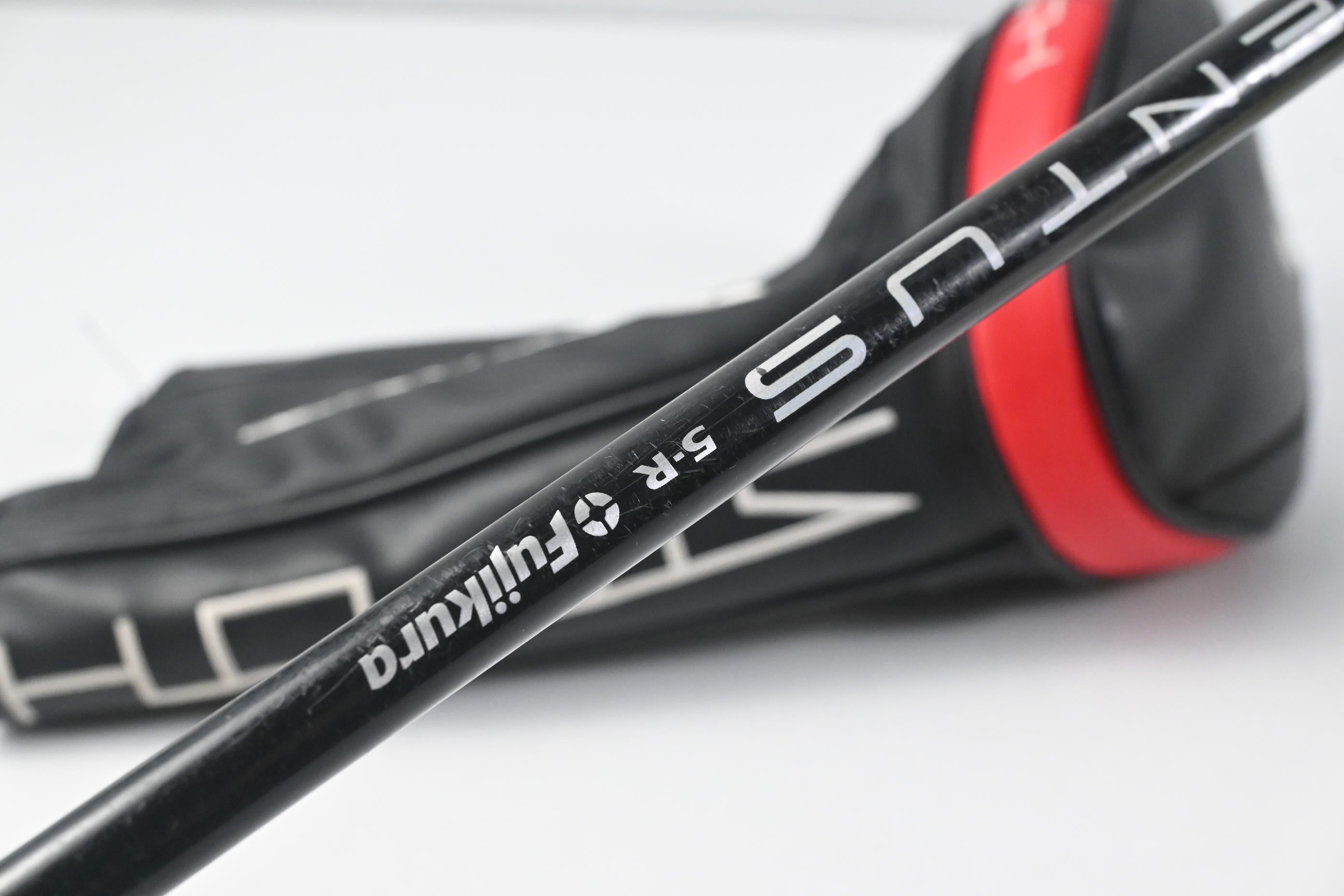 Taylormade Stealth Driver / 10.5 Degree / Regular Flex Ventus Red 5 Shaft