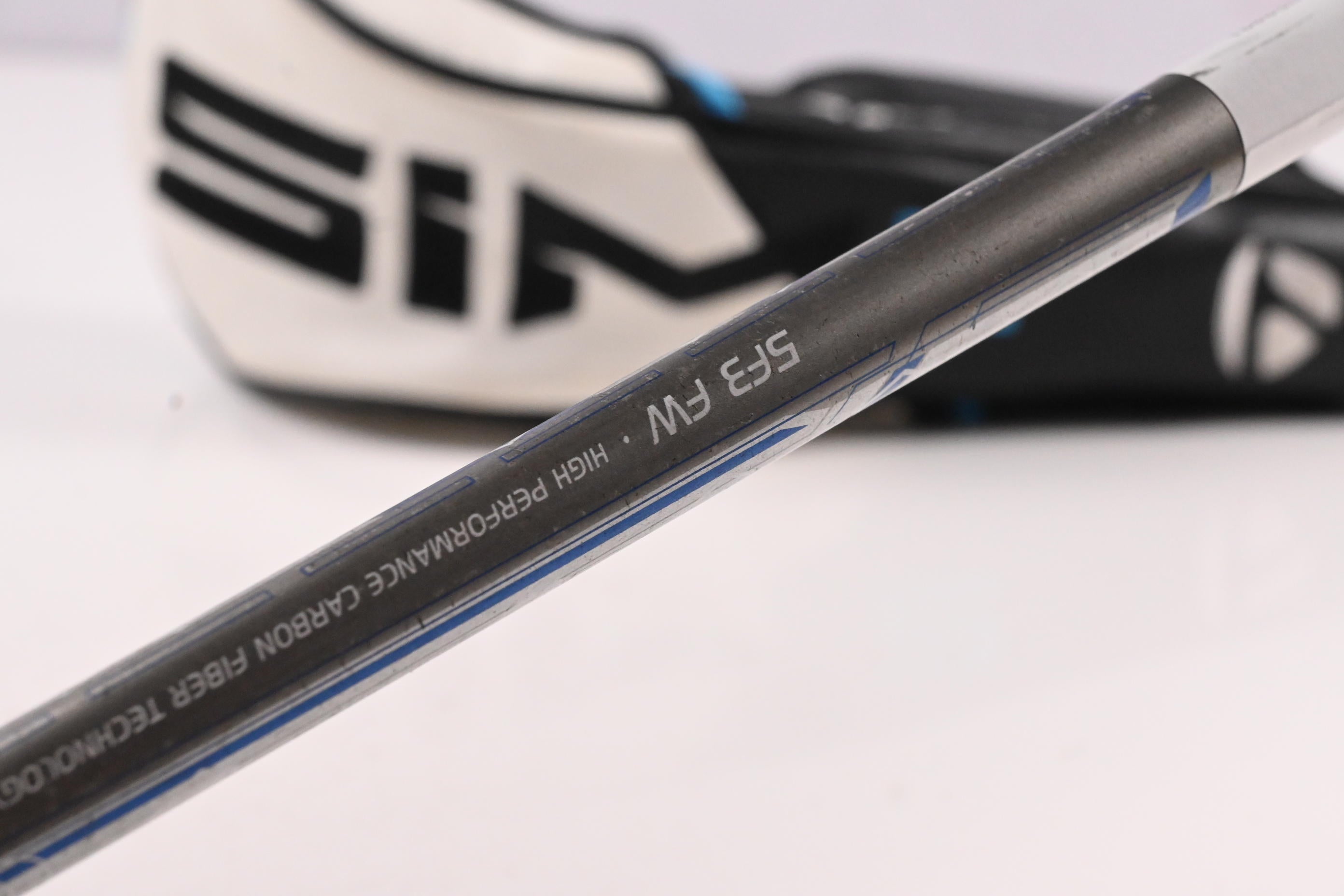 Taylormade SIM2 Max D #7 Wood / 22 Degree / Regular Flex UST Mamiya Helium 5