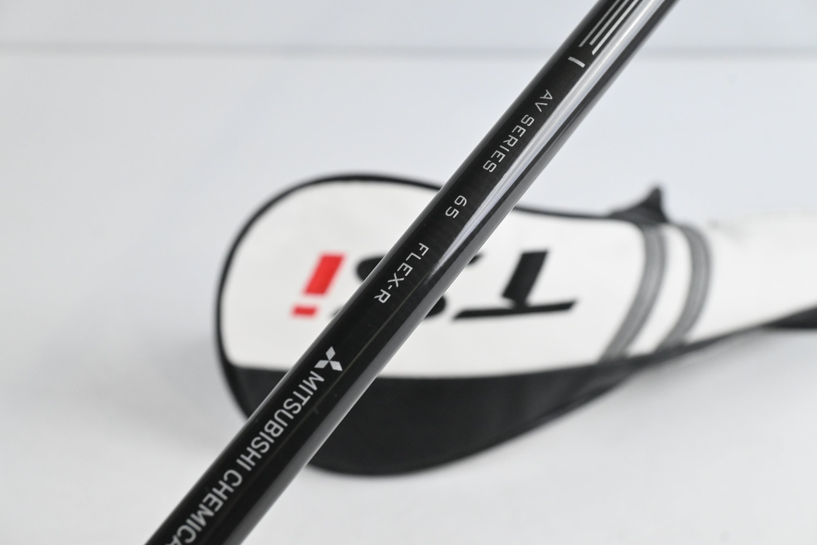Titleist TSi2 #5 Wood / 18 Degree / Regular Flex Tensei AV Blue 65 Shaft