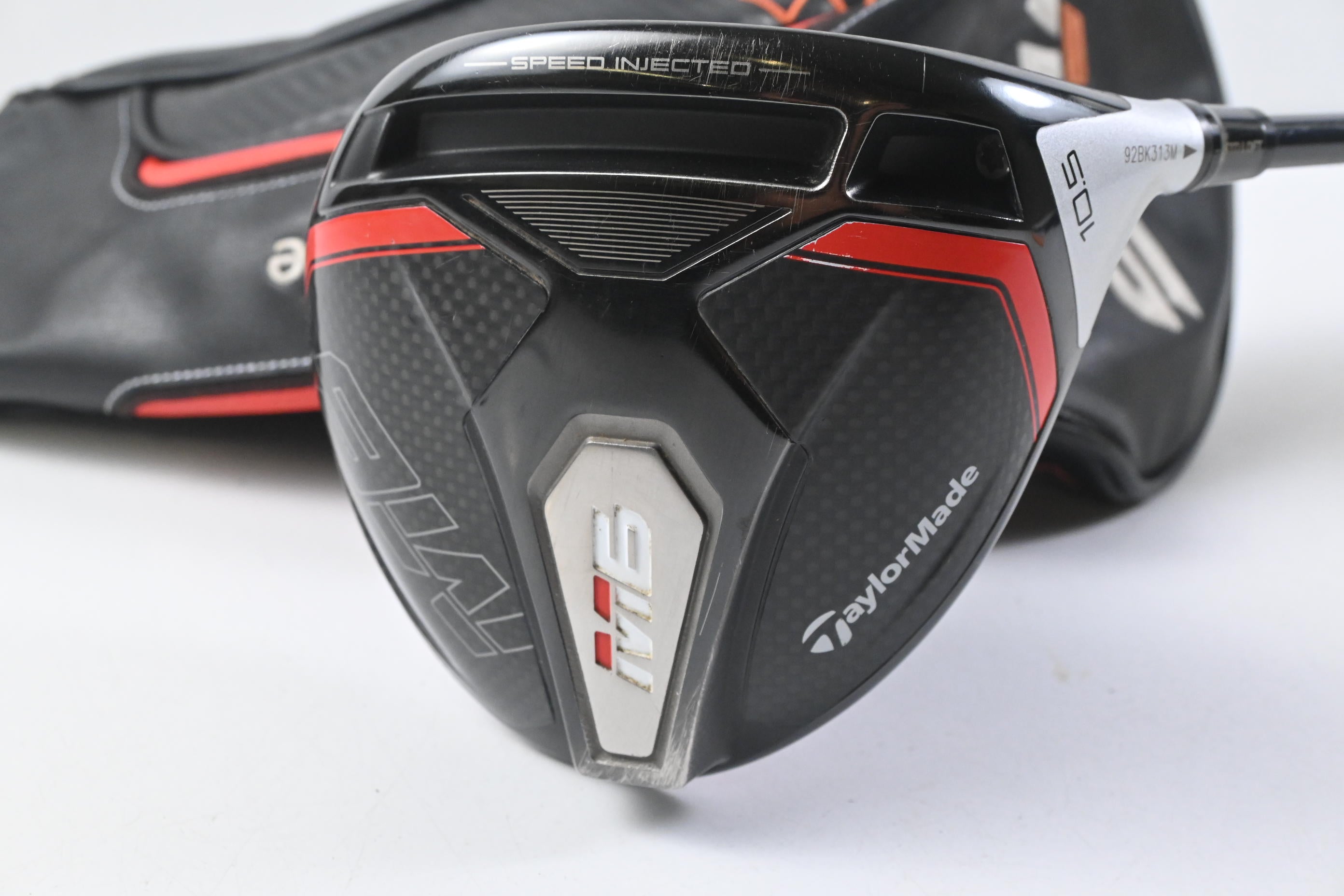 Taylormade M6 Driver / 10.5 Degree / Regular Flex Fujikura Atmos Orange 5 Shaft