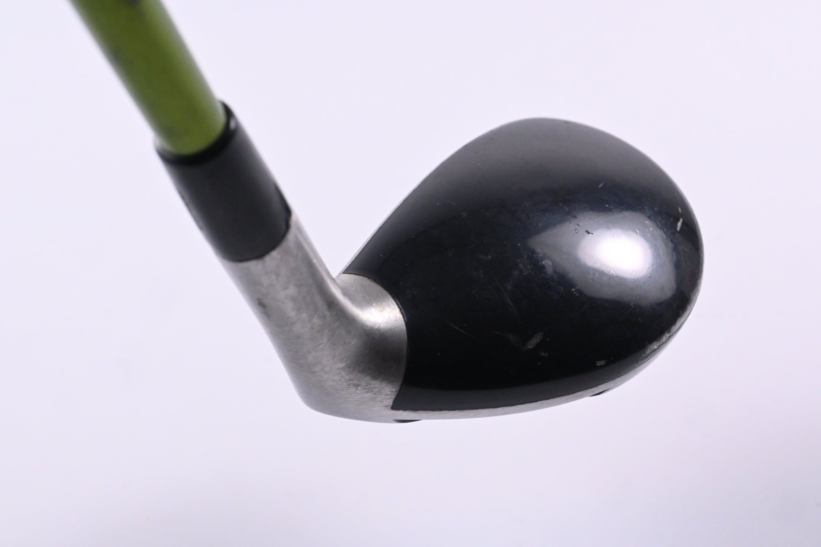 Titleist 585.H #2 Hybrid / 17 Degree / Stiff Flex Aldila NV Green 85 Shaft