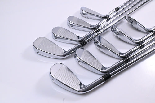 Callaway Rogue ST Pro Irons / 3-PW+AW / Regular Flex Elevate MPH 95 Shafts