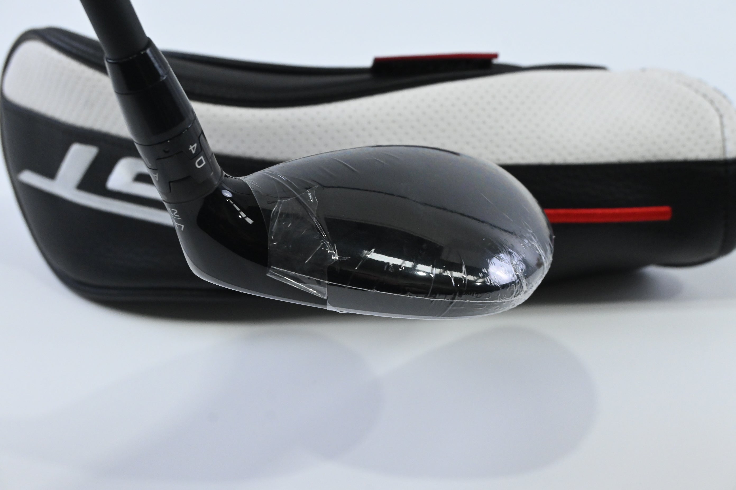 Titleist GT2 #4 Hybrid / 21 Degree / Regular Flex Tensei 1K Blue 65 Shaft