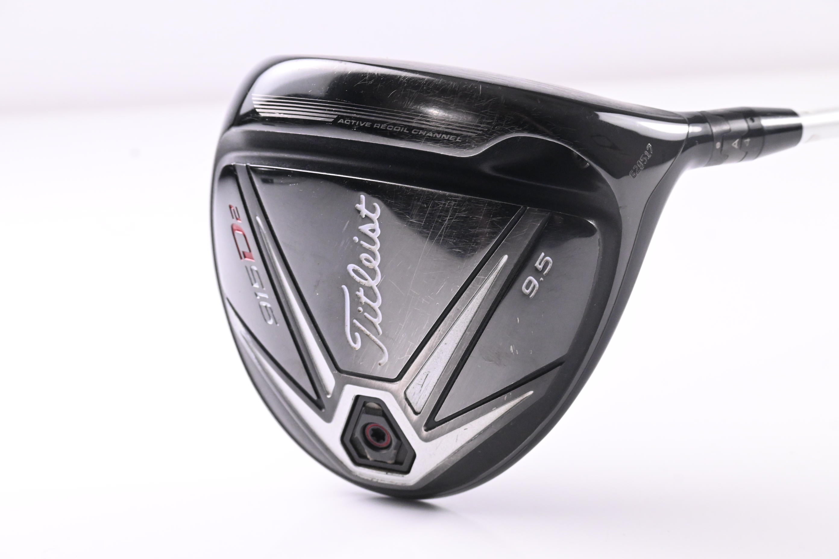 Titleist 915 D2 Driver / 9.5 Degree / Regular Flex Aldila Rogue Black 70 Shaft