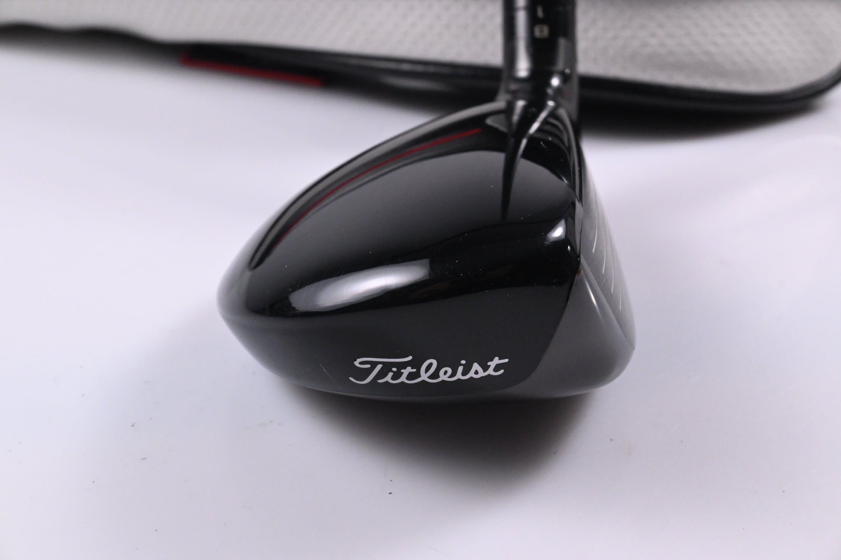 Titleist GT2 #3 Hybrid / 18 Degree / Stiff Flex HZRDUS Black 80 Shaft