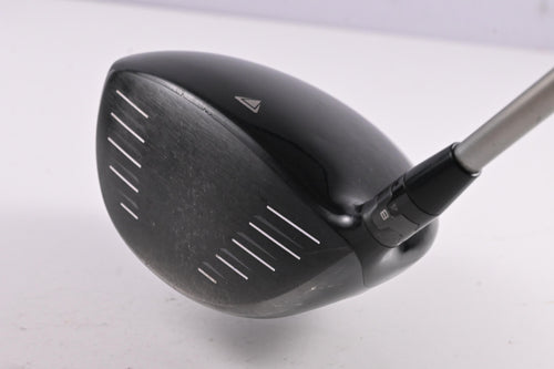 Titleist 915 D2 Driver / 9.5 Degree / Stiff Flex Diamana S+ Blue 60 Shaft