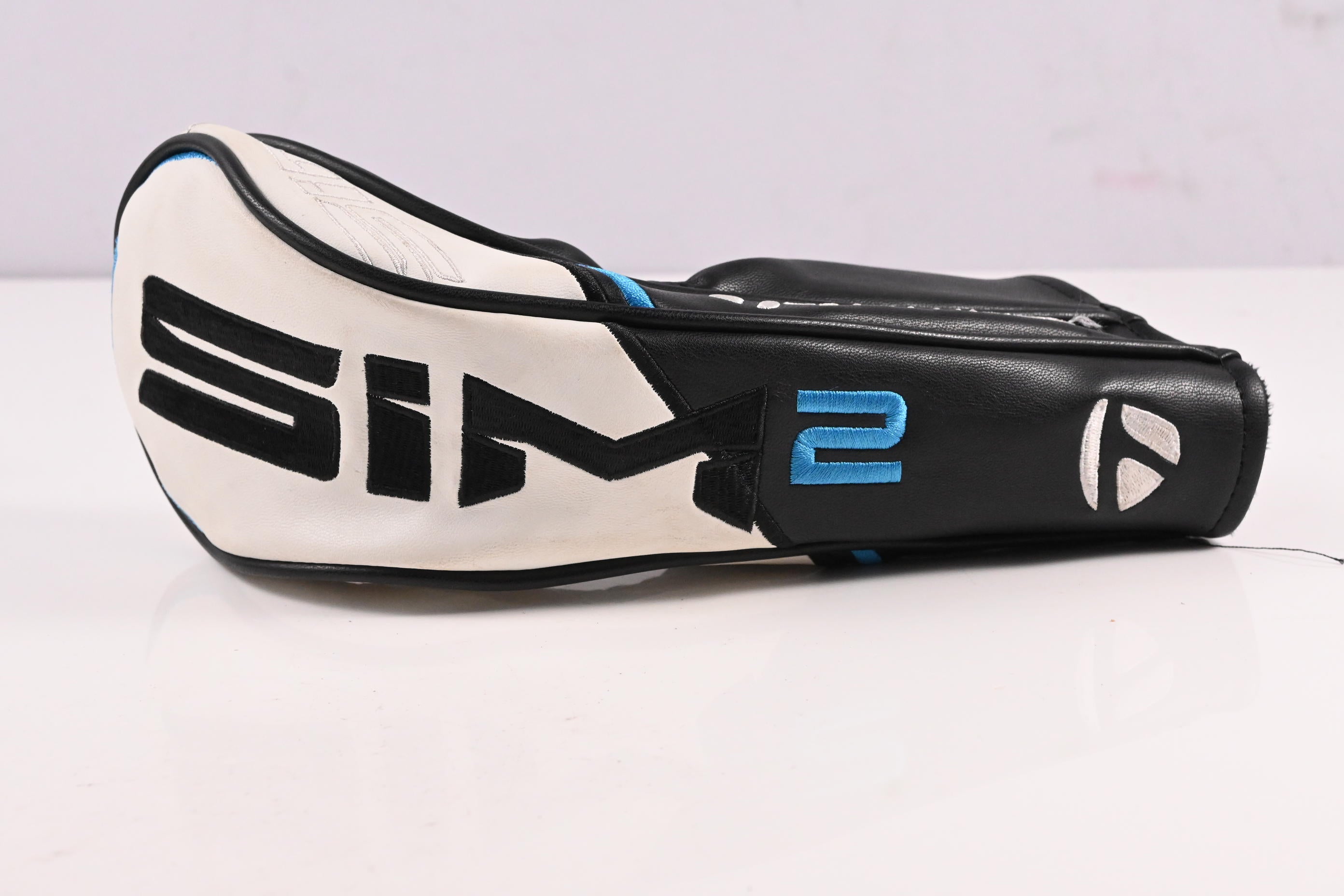 Taylormade SIM2 Max D #7 Wood / 22 Degree / Regular Flex UST Mamiya Helium 5