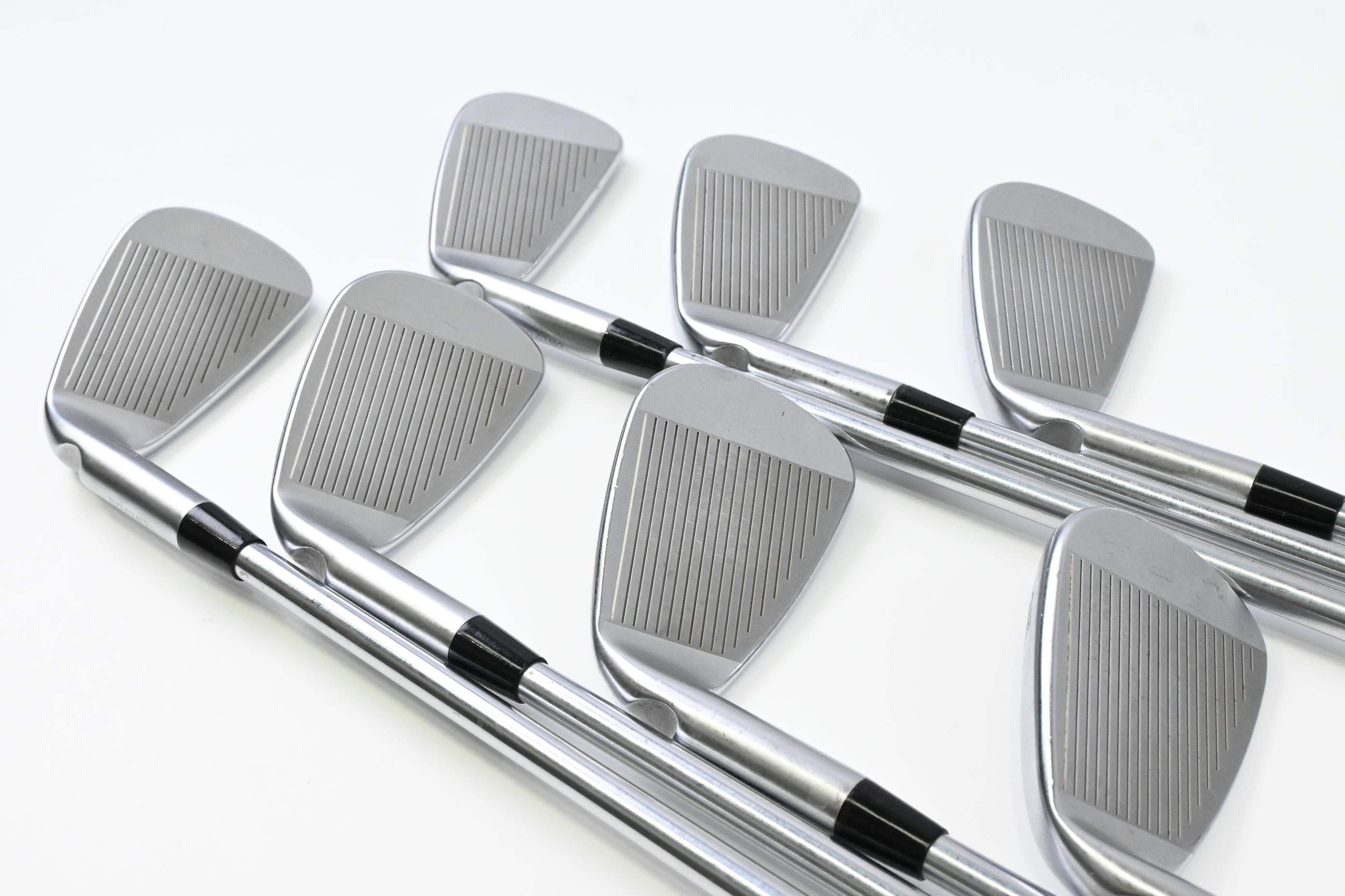 Ping i230 Irons / 4-PW / Red Dot / Stiff Flex Project X I0 110 Shafts