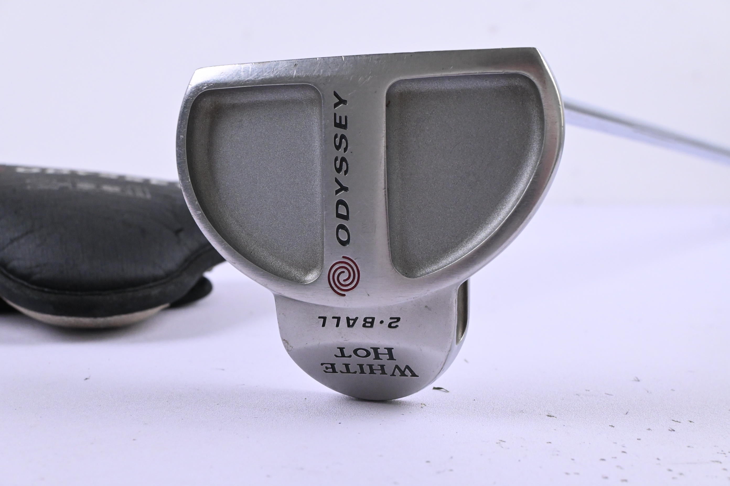Odyssey White Hot 2-Ball Putter / 34 Inch