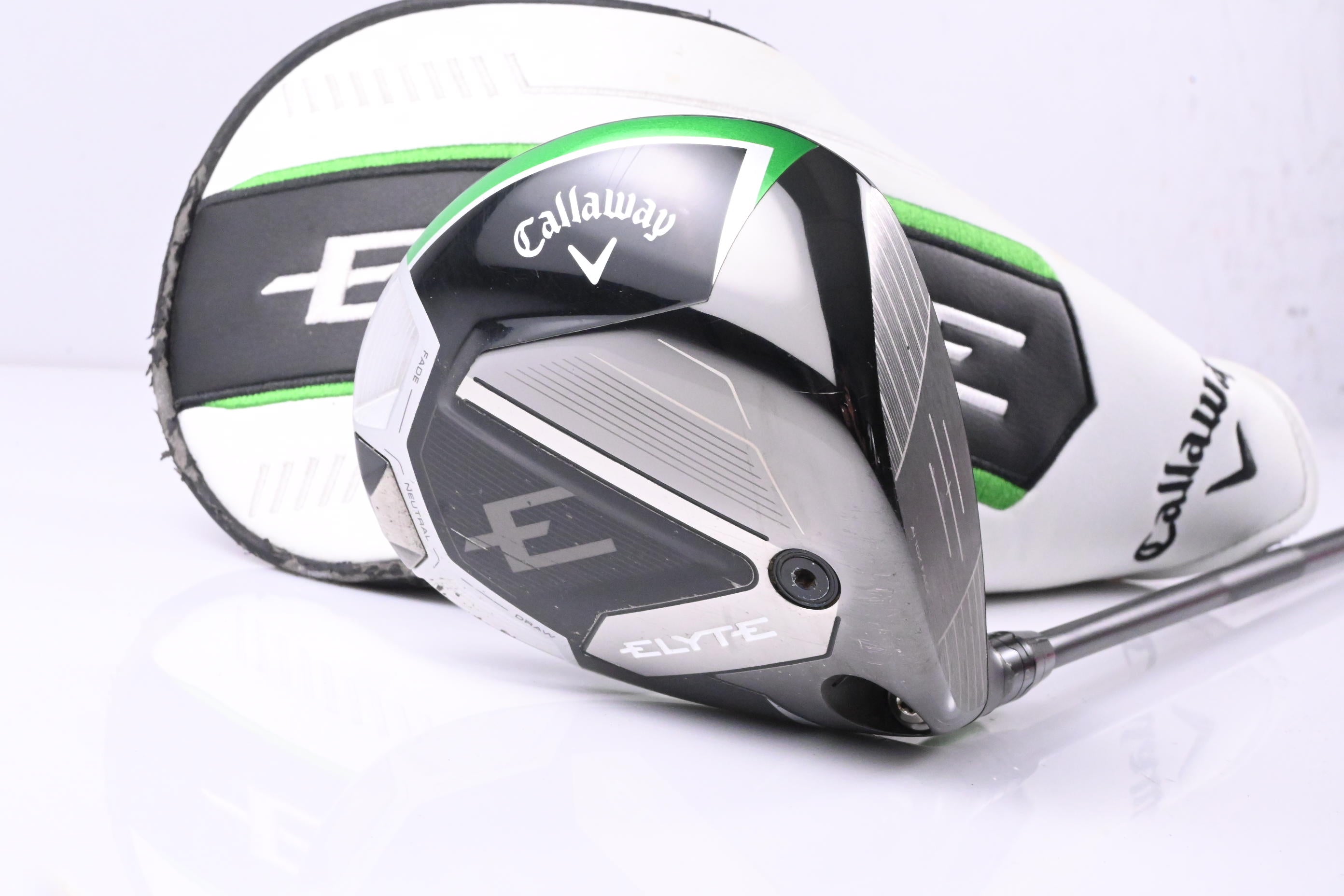 Callaway Elyte Driver / 9 Degree / Stiff Flex Aldila Rogue 130 MSI White 60
