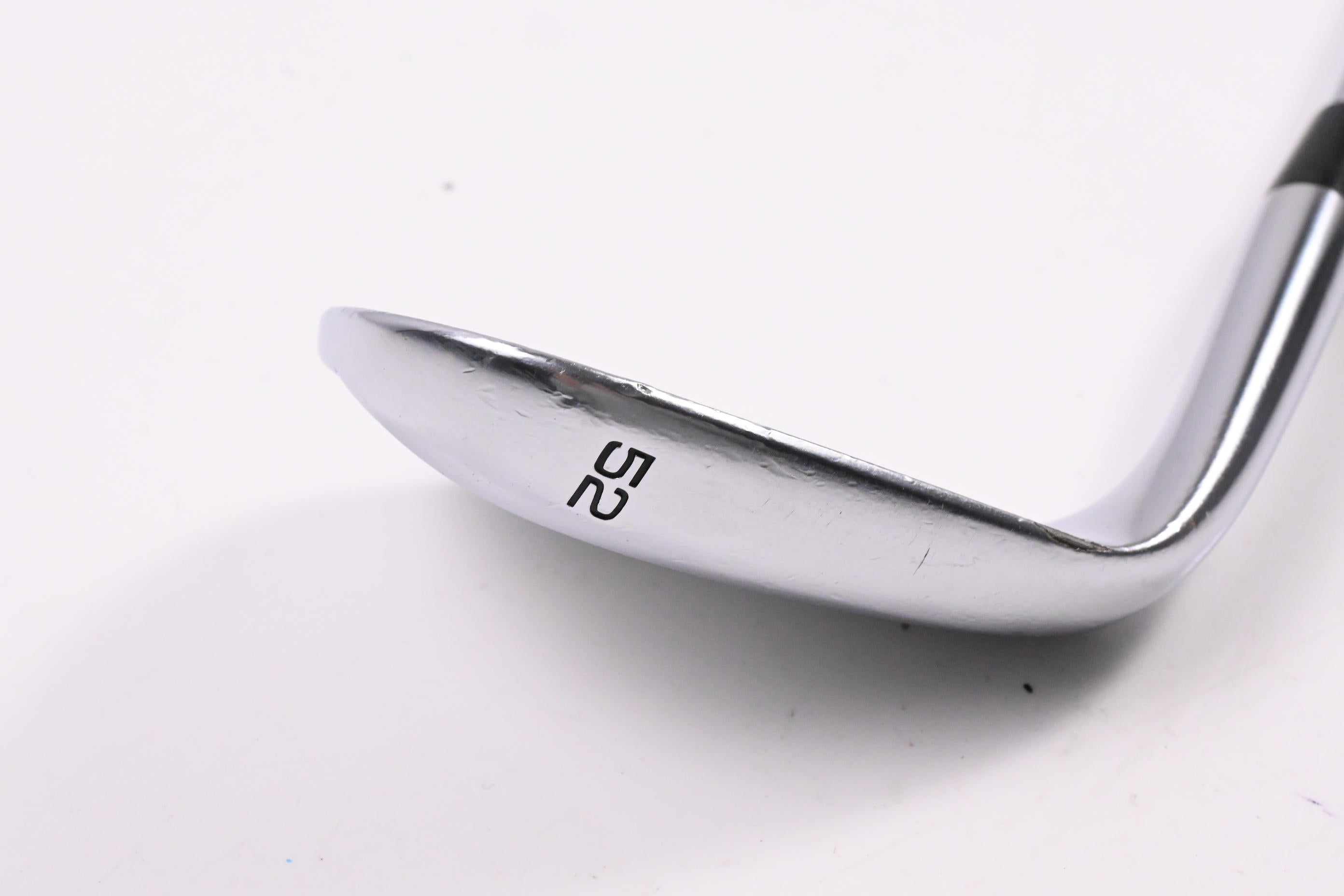 Mizuno JPX Series Gap Wedge / 52 Degree / Wedge Flex Dynamic Gold Shaft
