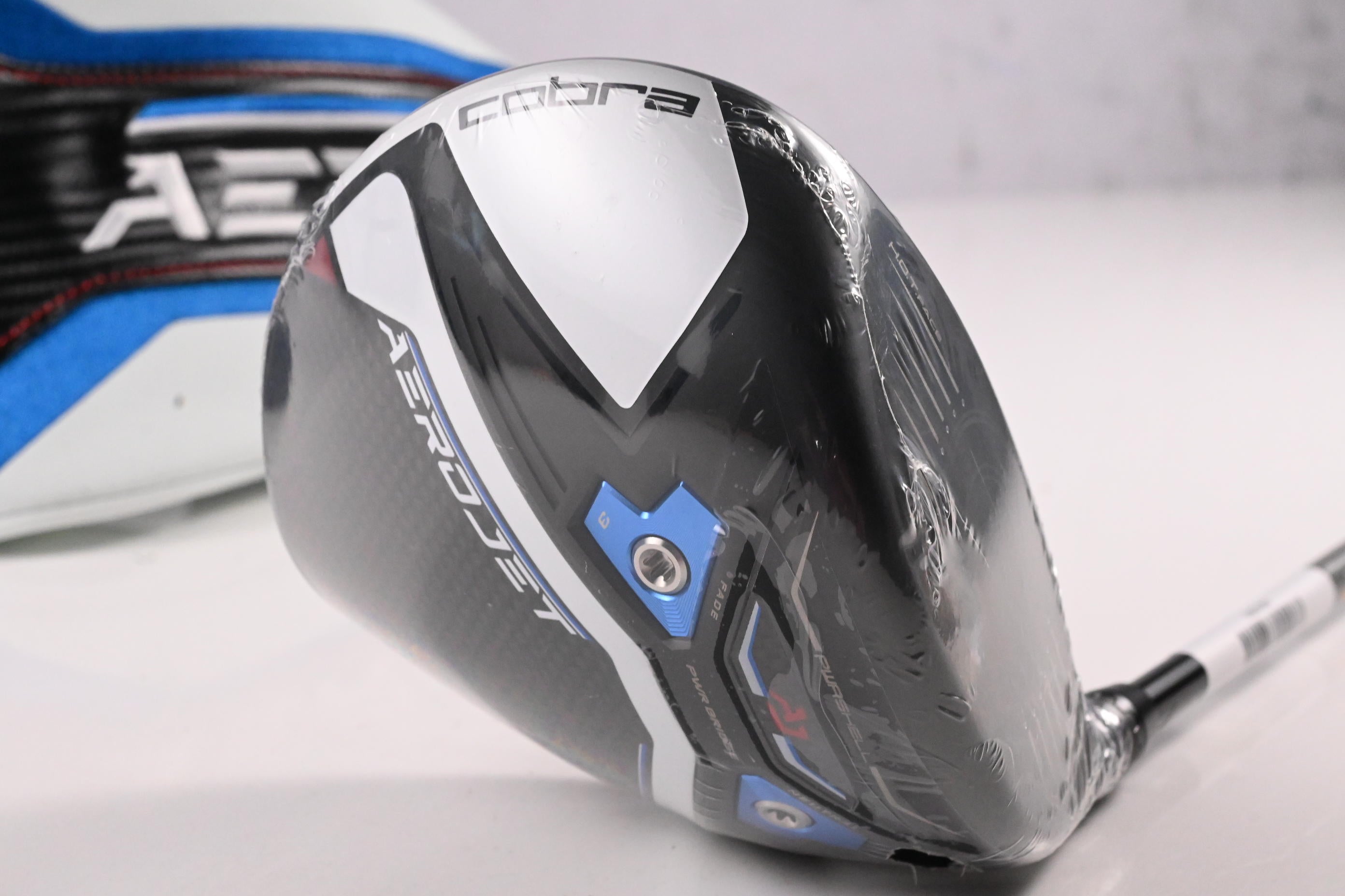 Cobra Aerojet LS Driver / 10.5 Degree / Regular Flex Kai'Li Blue 60 Shaft