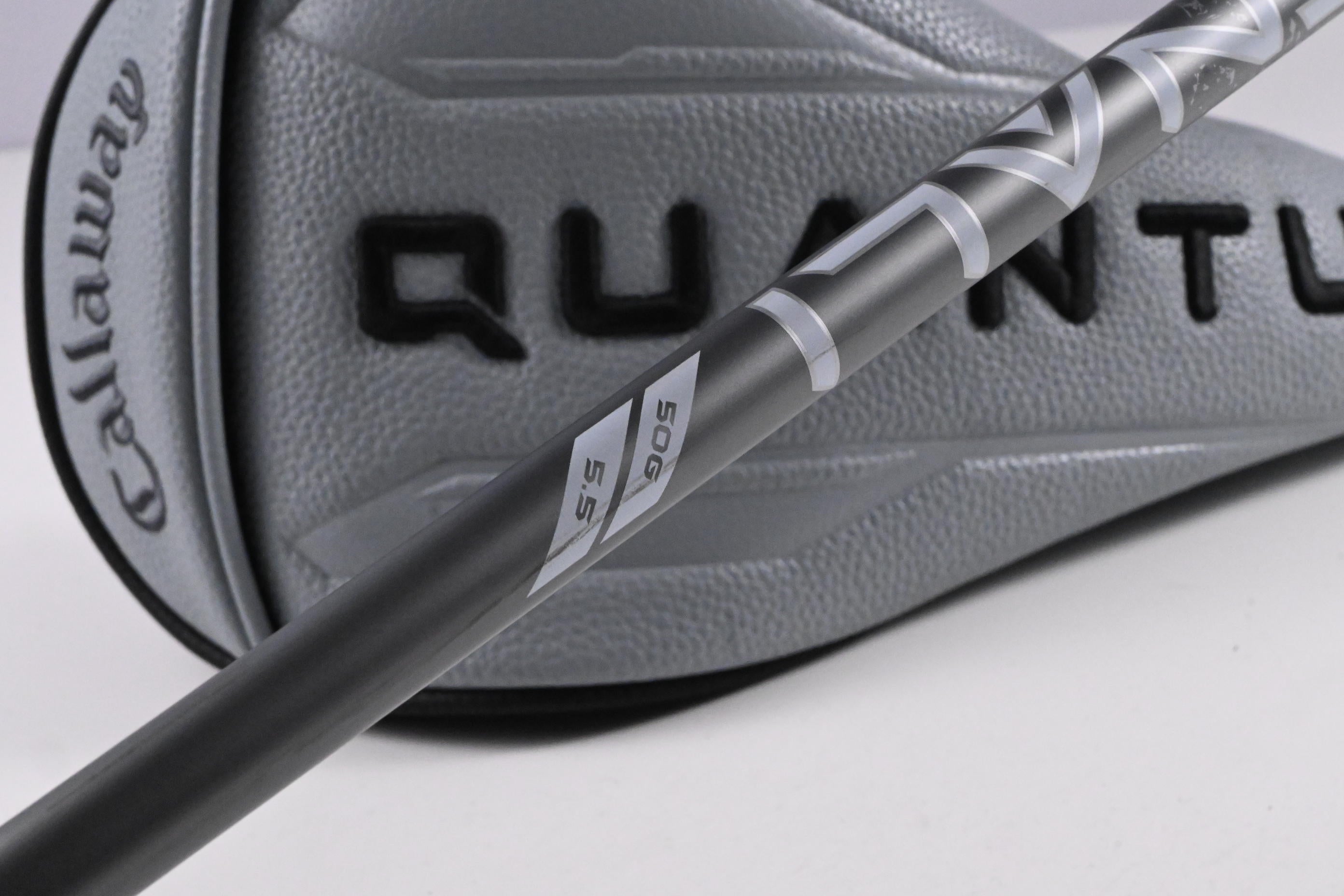 Callaway Quantum Triple Diamond Max Driver / 10.5 Degree / Regular Flex Denali