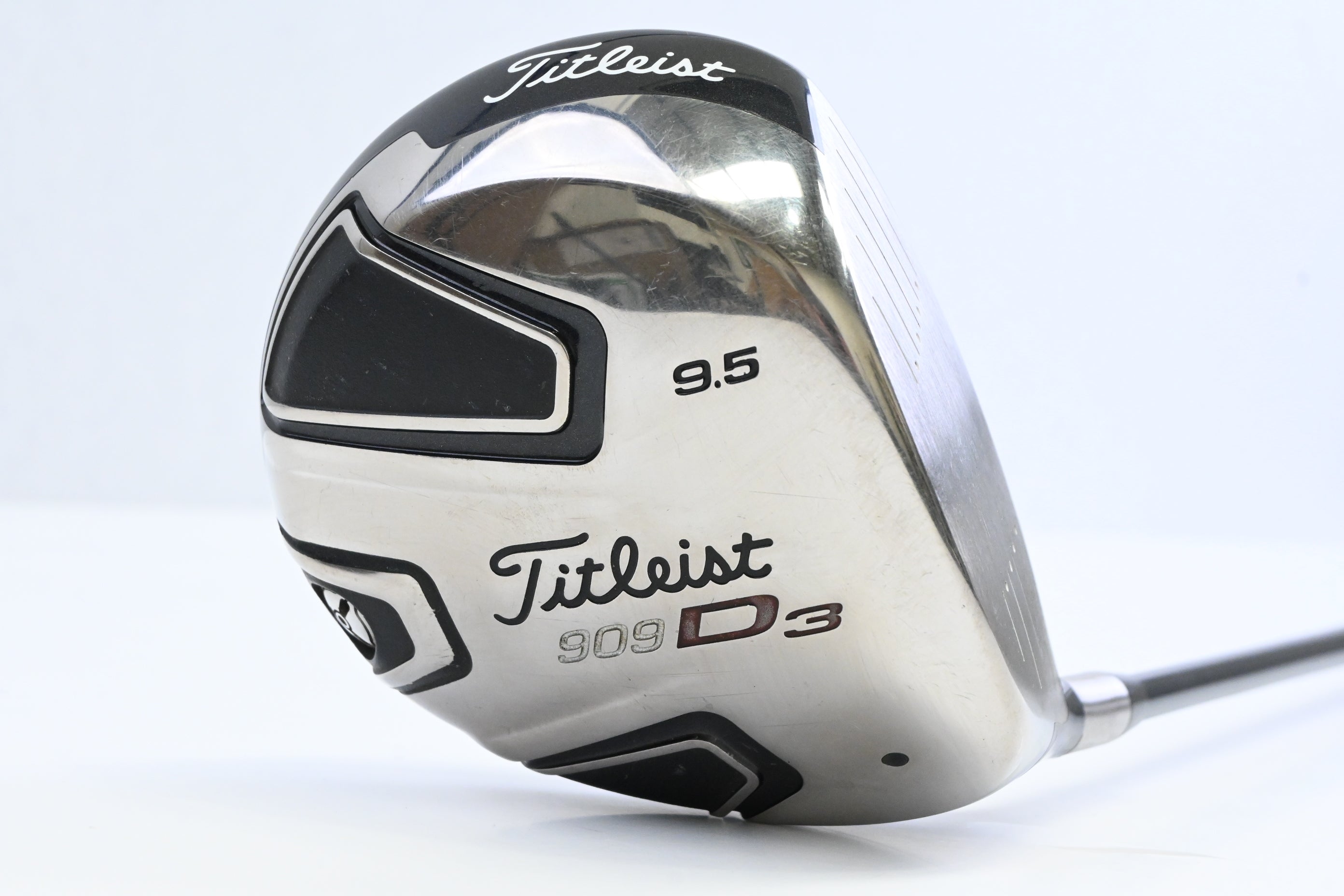 Titleist 909 D3 Driver / 9.5 Degree / Regular Flex Grafalloy ProLaunch Red Shaft