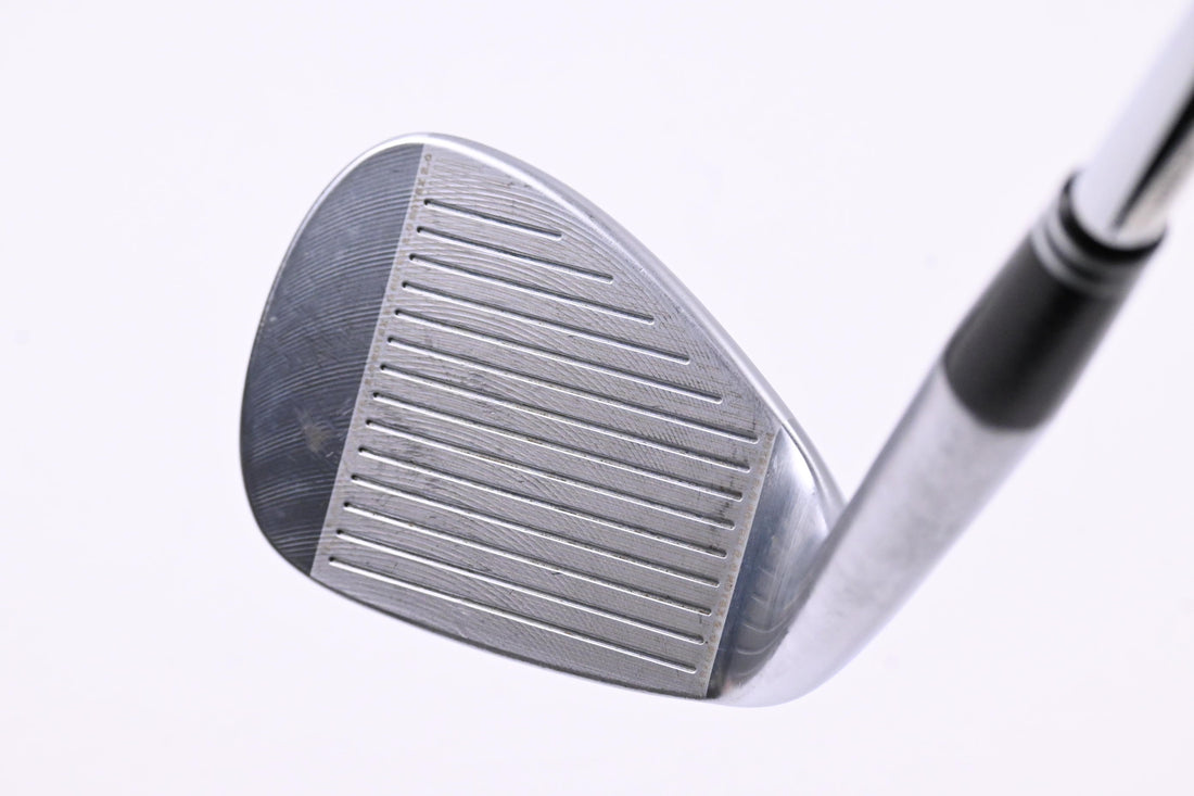 Cleveland 588 RTX 2.0 Gap Wedge / 52 Degree / Wedge Flex Dynamic Gold Shaft