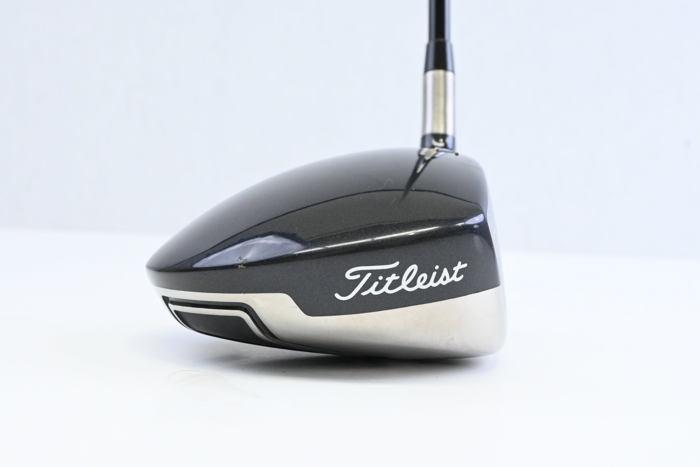 Titleist 909 D3 Driver / 9.5 Degree / Regular Flex Grafalloy ProLaunch Red Shaft