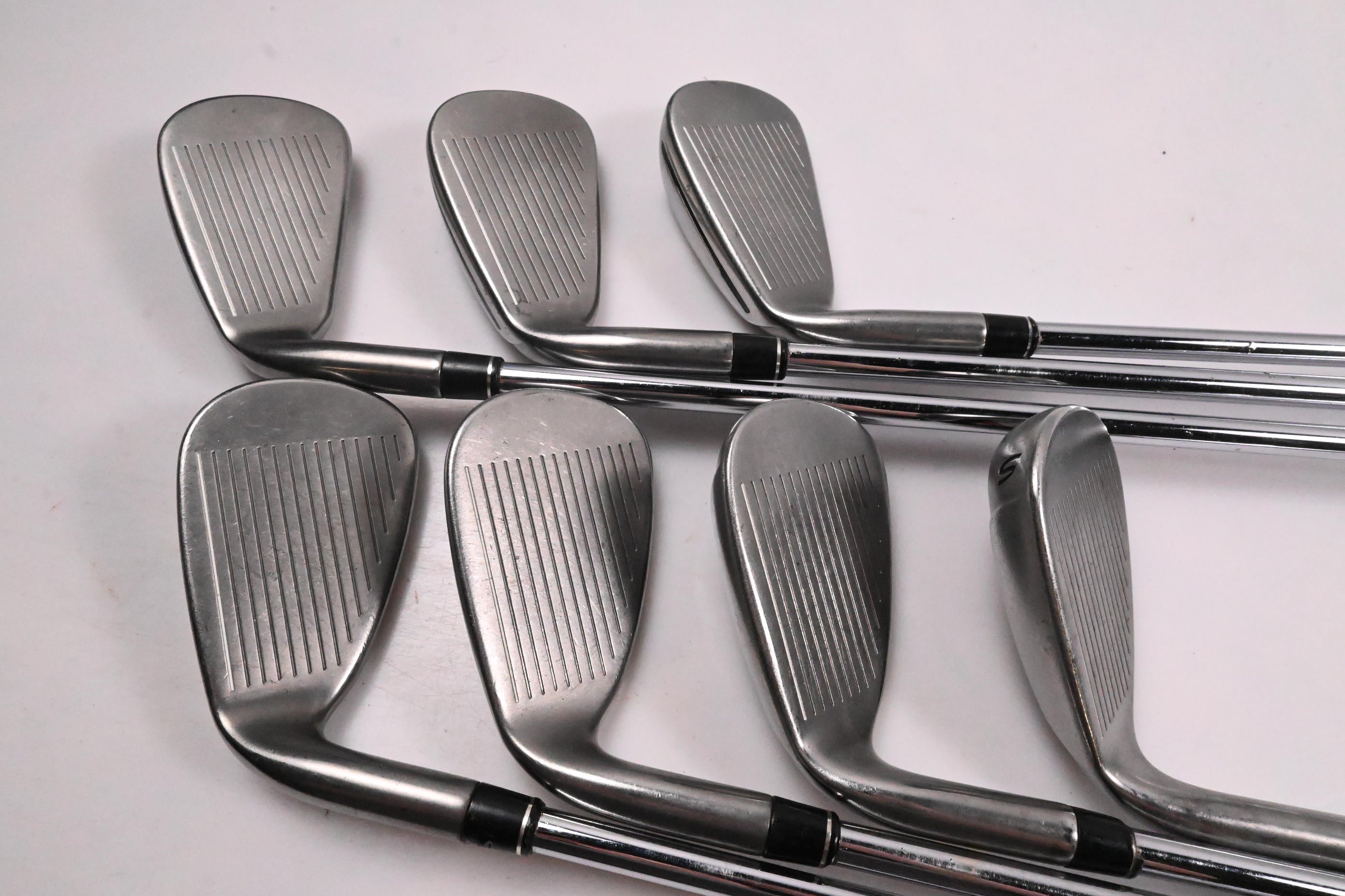 Taylormade Aeroburner Irons / 5-PW+SW / Regular Flex REAX Steel 88 Shafts