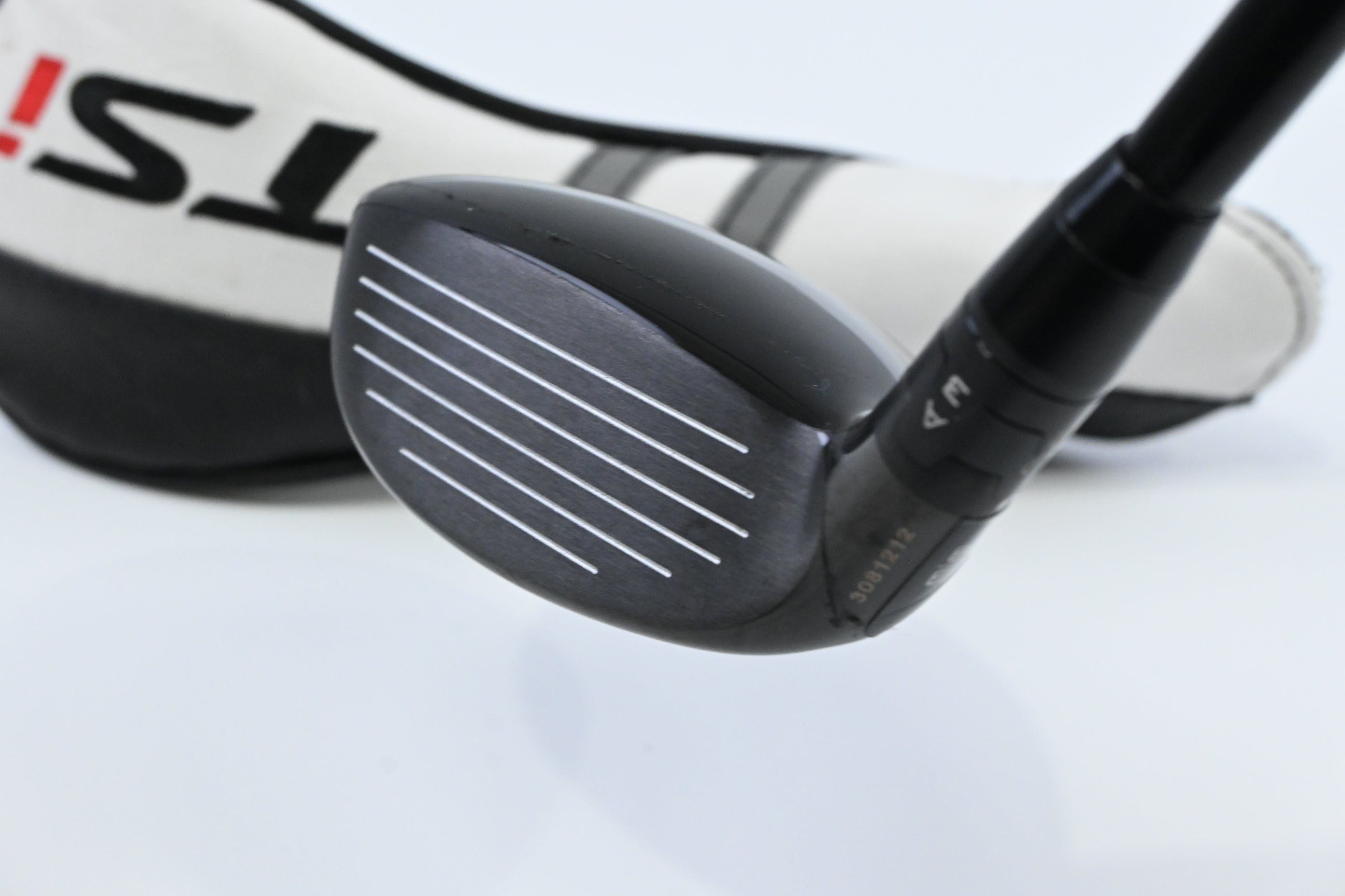 Titleist TSi2 #3 Hybrid / 18 Degree / Stiff Flex Tensei AV Raw Blue 65 Shaft