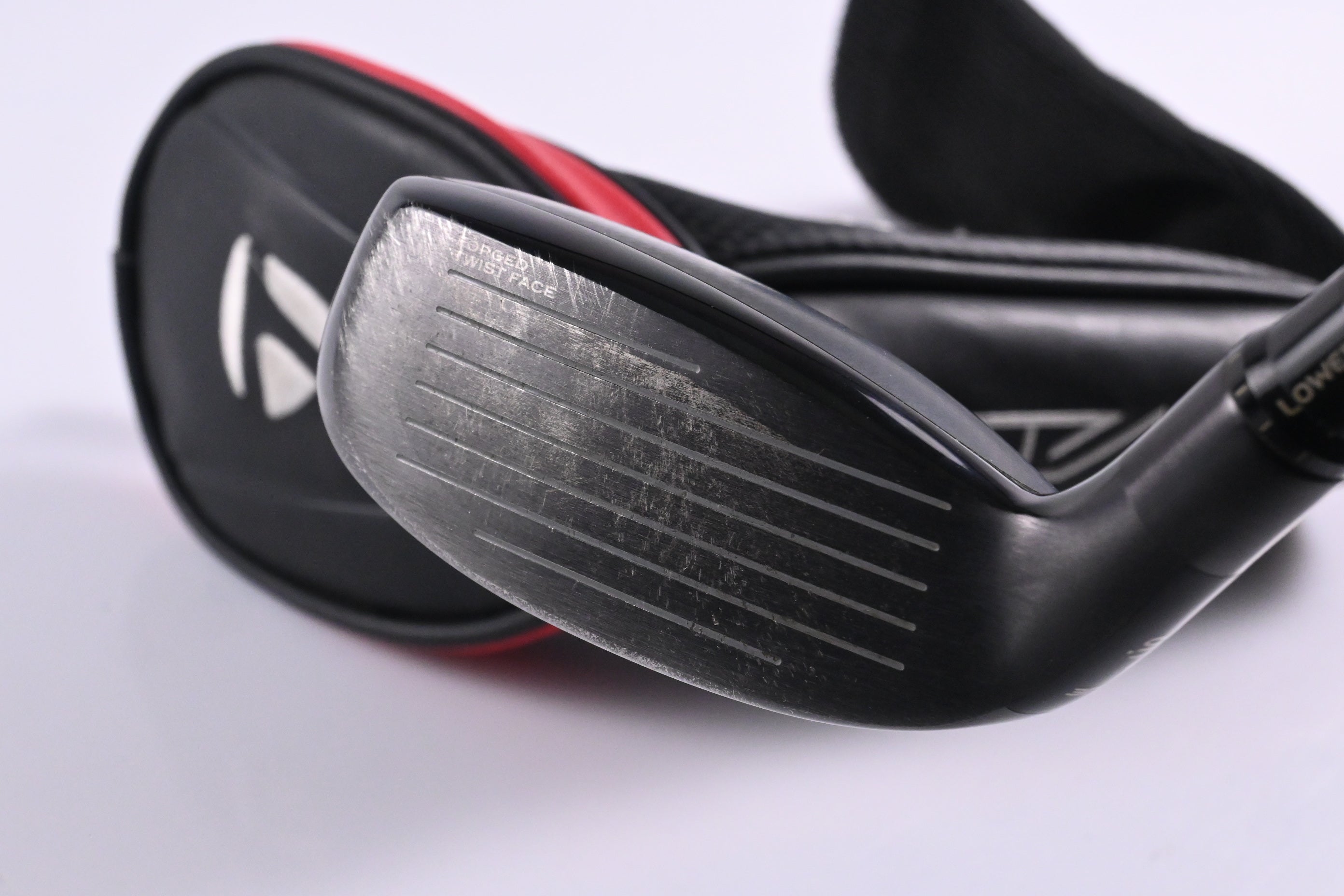 Taylormade Stealth Plus #3 Hybrid / 19.5 Degree / Stiff Flex Hzrdus Smoke Red