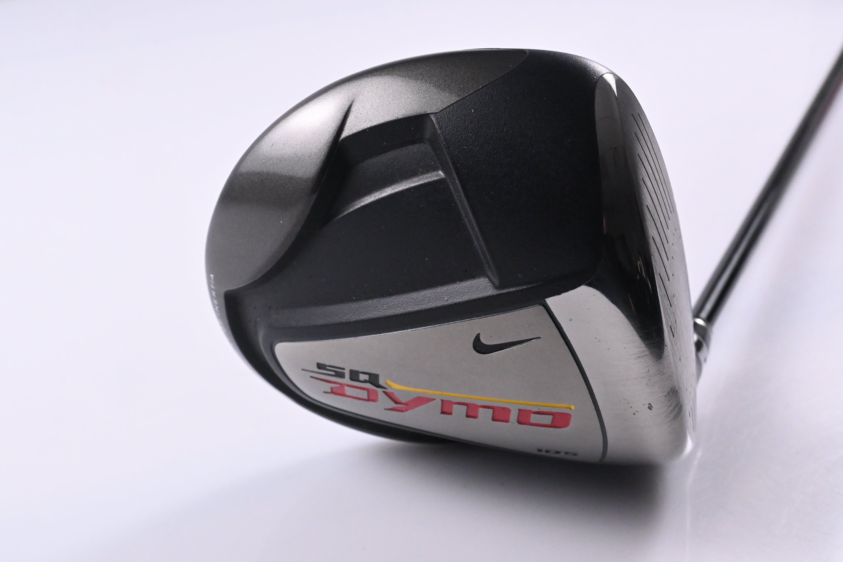 Nike SQ Dymo Driver / 10.5 Degree / Regular Flex UST Axivcore Nike SQ 55 Shaft