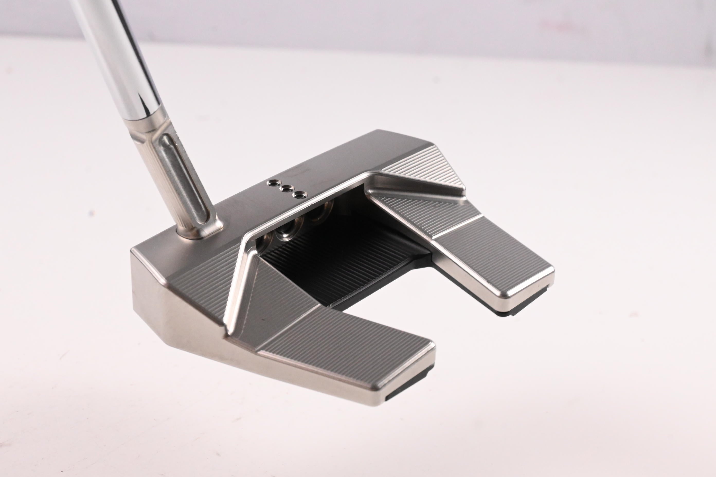 Scotty Cameron 2024 Phantom 5.5 Putter / 33 Inch