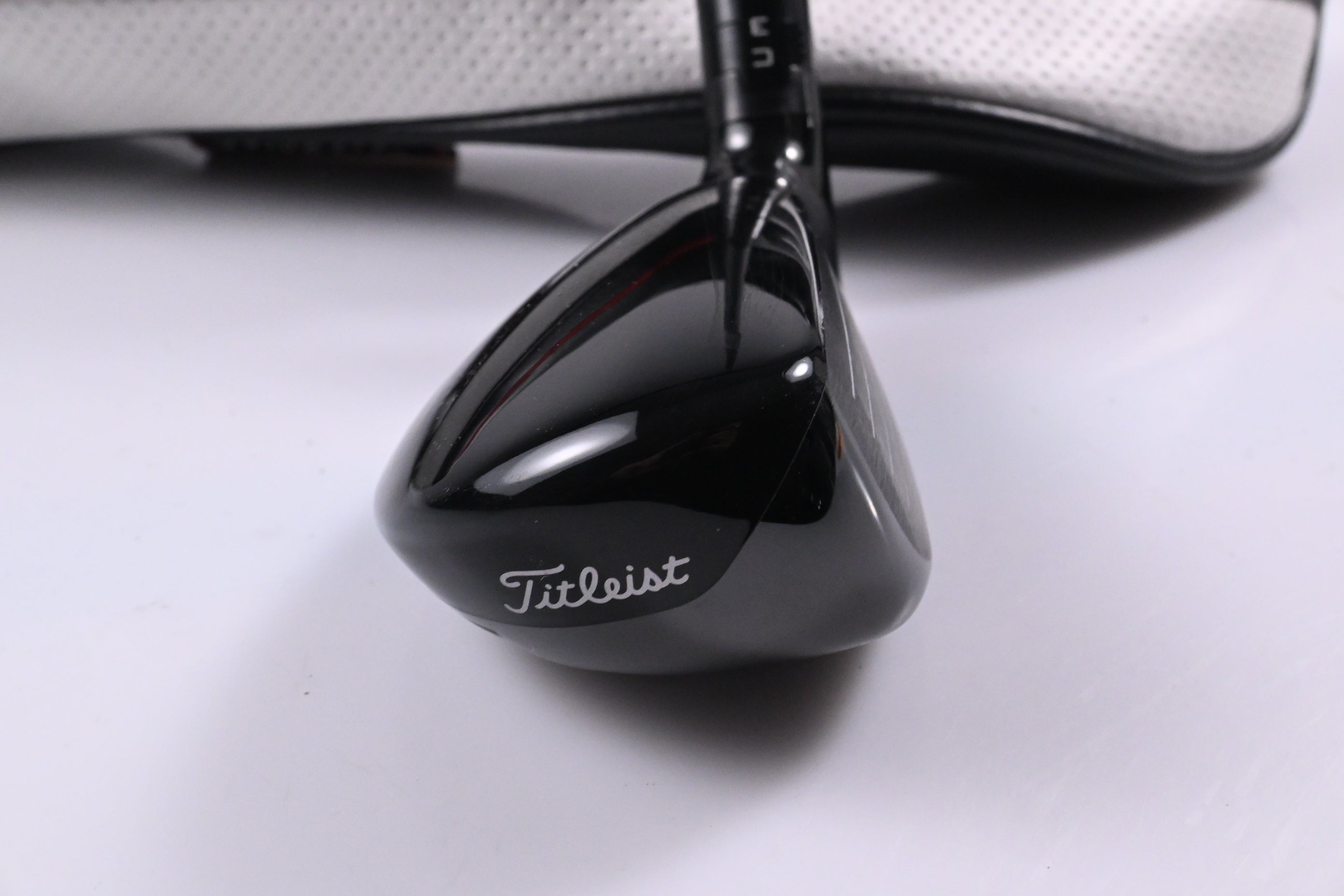 Titleist GT3 #3 Hybrid / 19 Degree / Stiff Flex HZRDUS Black 80 Shaft