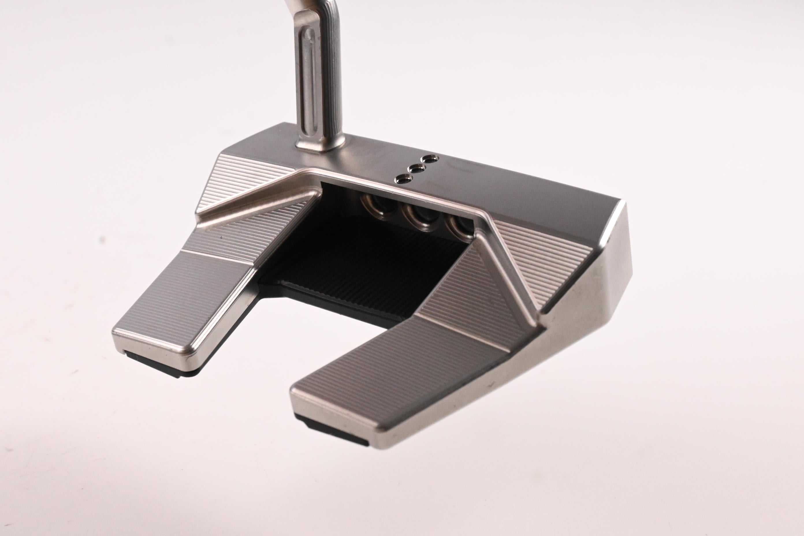 Scotty Cameron 2024 Phantom 5.5 Putter / 33 Inch