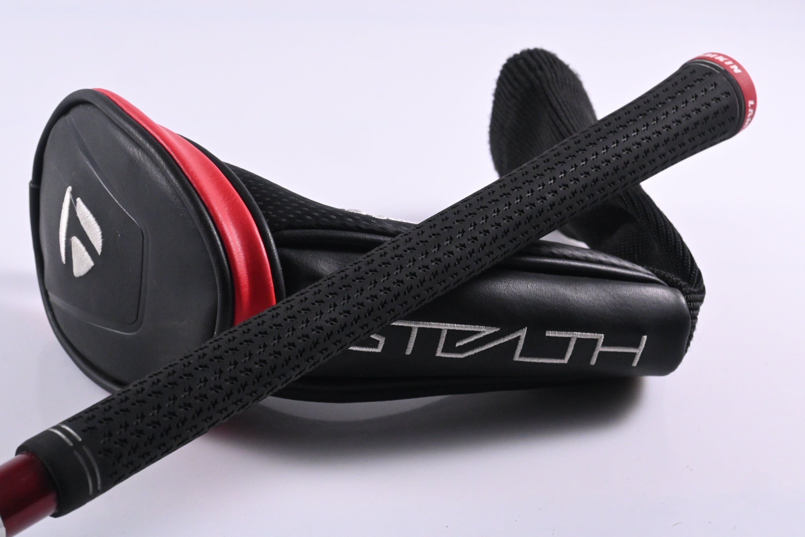 Taylormade Stealth Plus #3 Hybrid / 19.5 Degree / Stiff Flex Hzrdus Smoke Red