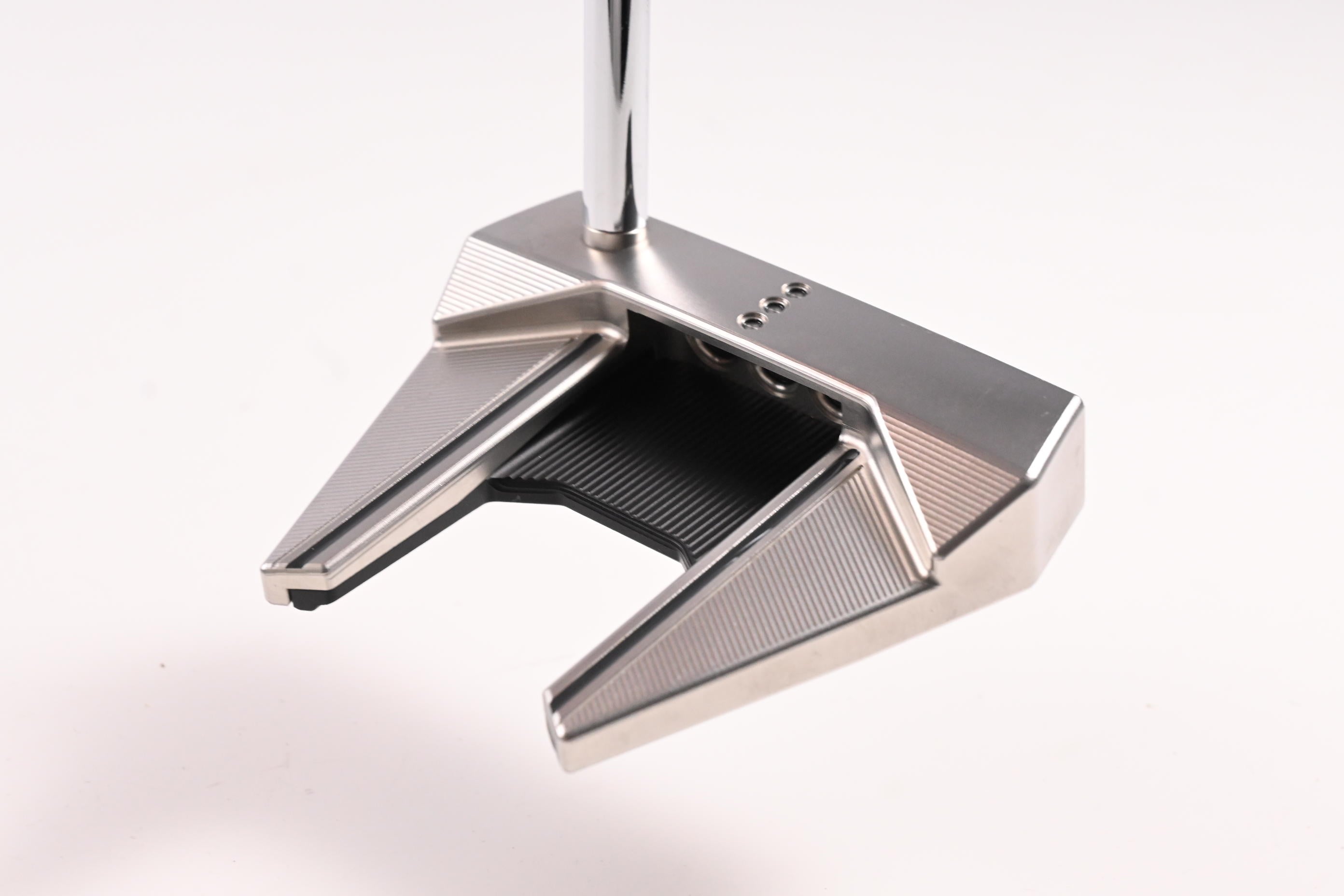 Scotty Cameron 2024 Phantom 7 Putter / 33 Inch